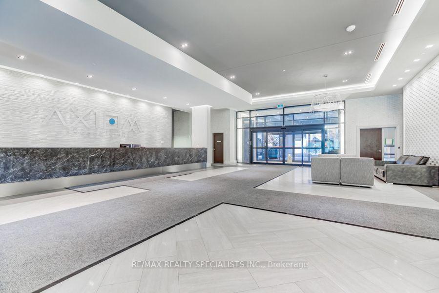 Photo 5 of Unit 1711, 460 Adelaide Street E, Toronto, Moss Park — HOMEH