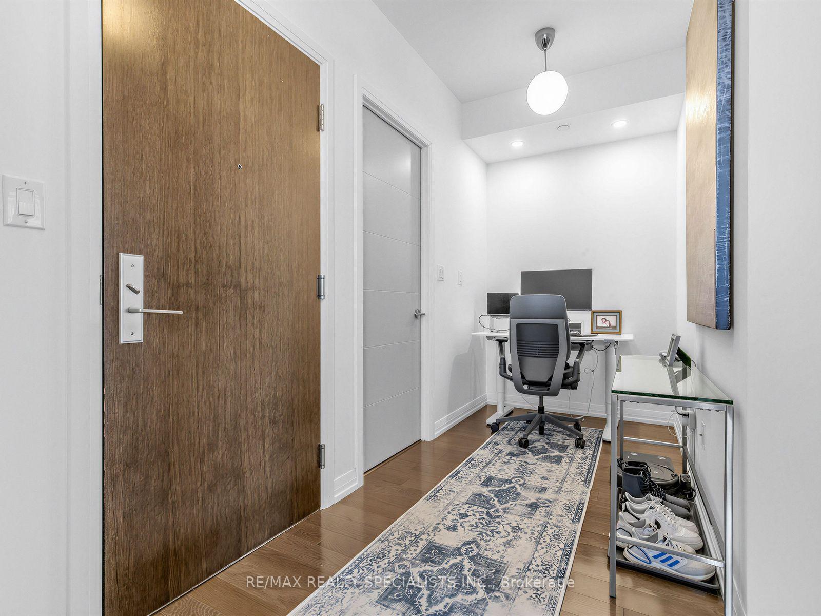 Photo 10 of Unit 1711, 460 Adelaide Street E, Toronto, Moss Park — HOMEH
