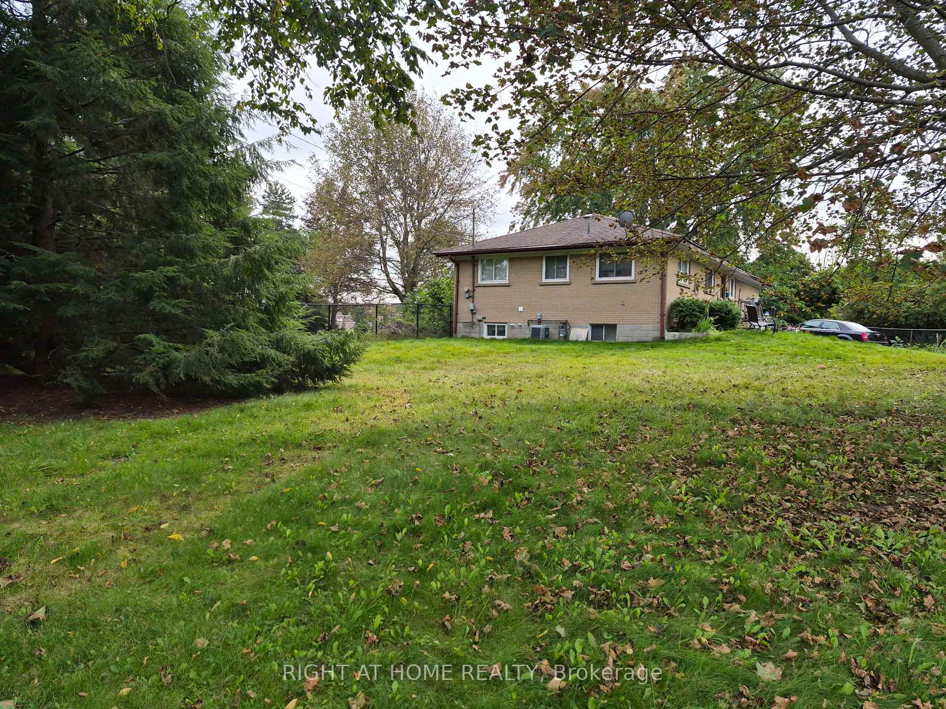 Photo of 125 Riverglen Drive