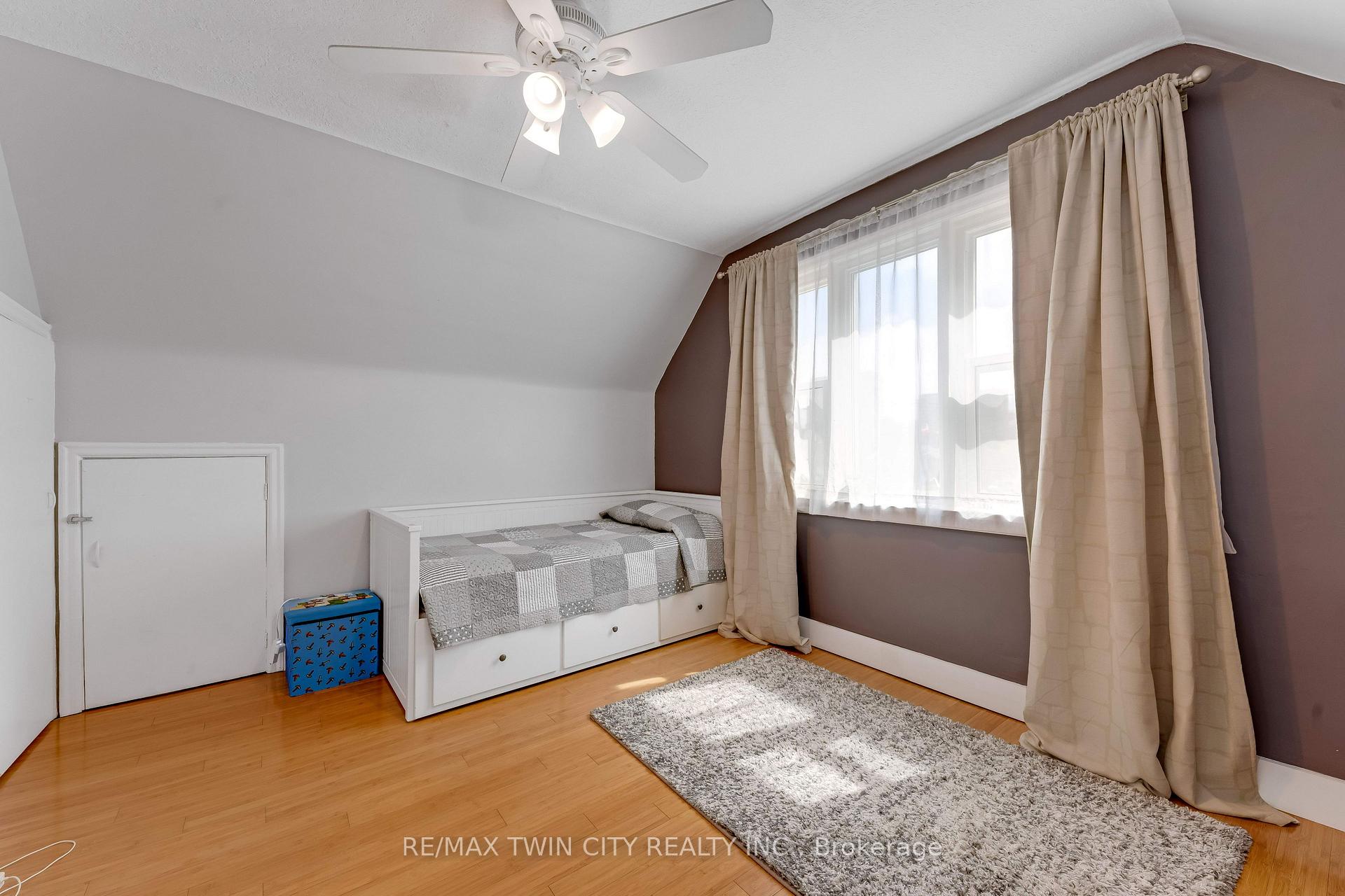 Photo 23 of 57 Peppler Street, Waterloo, Downtown Waterloo — HOMEH