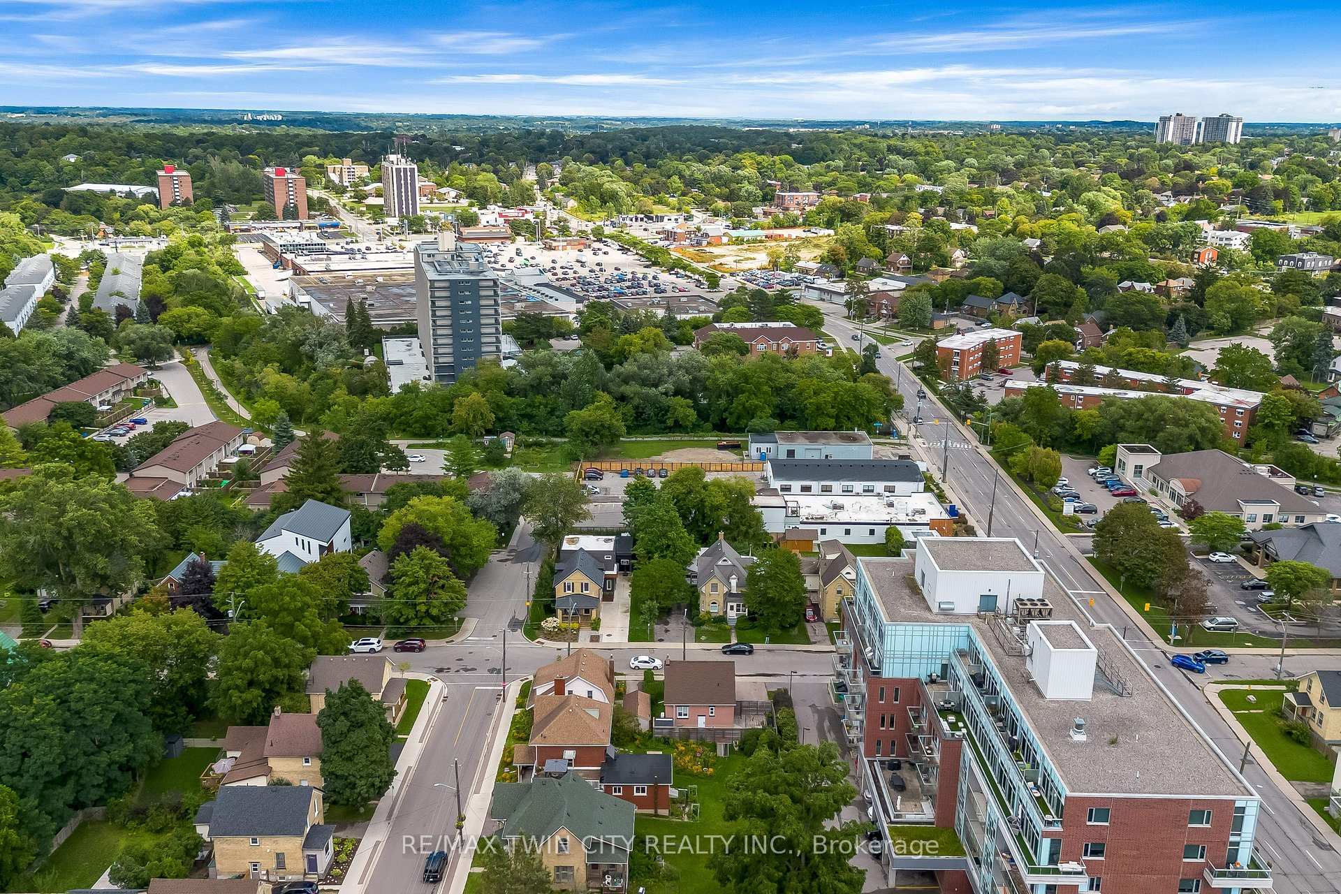 Photo 45 of 57 Peppler Street, Waterloo, Downtown Waterloo — HOMEH