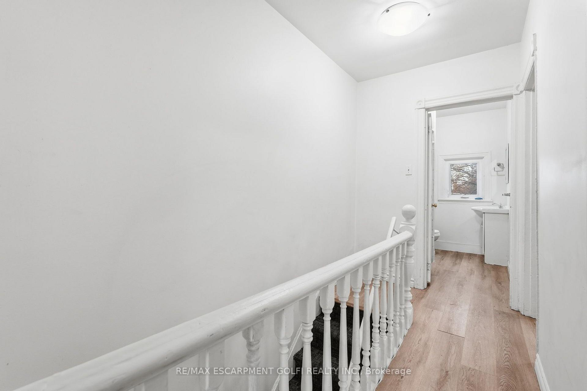 Photo 12 of 39 Burlington Street E, Hamilton, North End — HOMEH