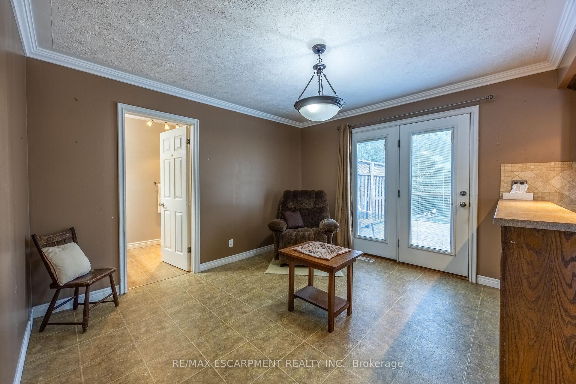 Photo 10 of 14 Carrick Street, Haldimand — HOMEH