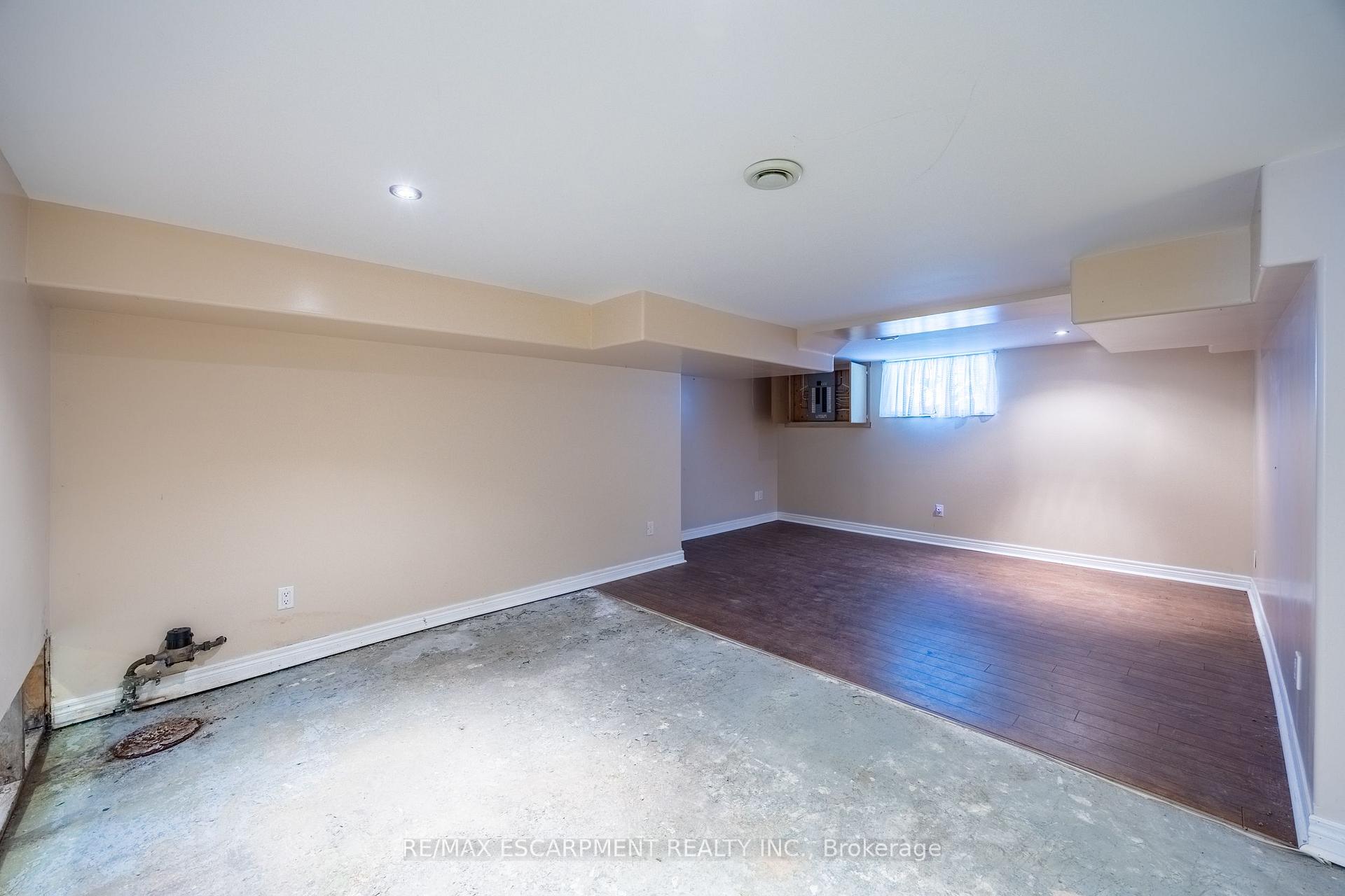 Photo 19 of 14 Carrick Street, Haldimand — HOMEH