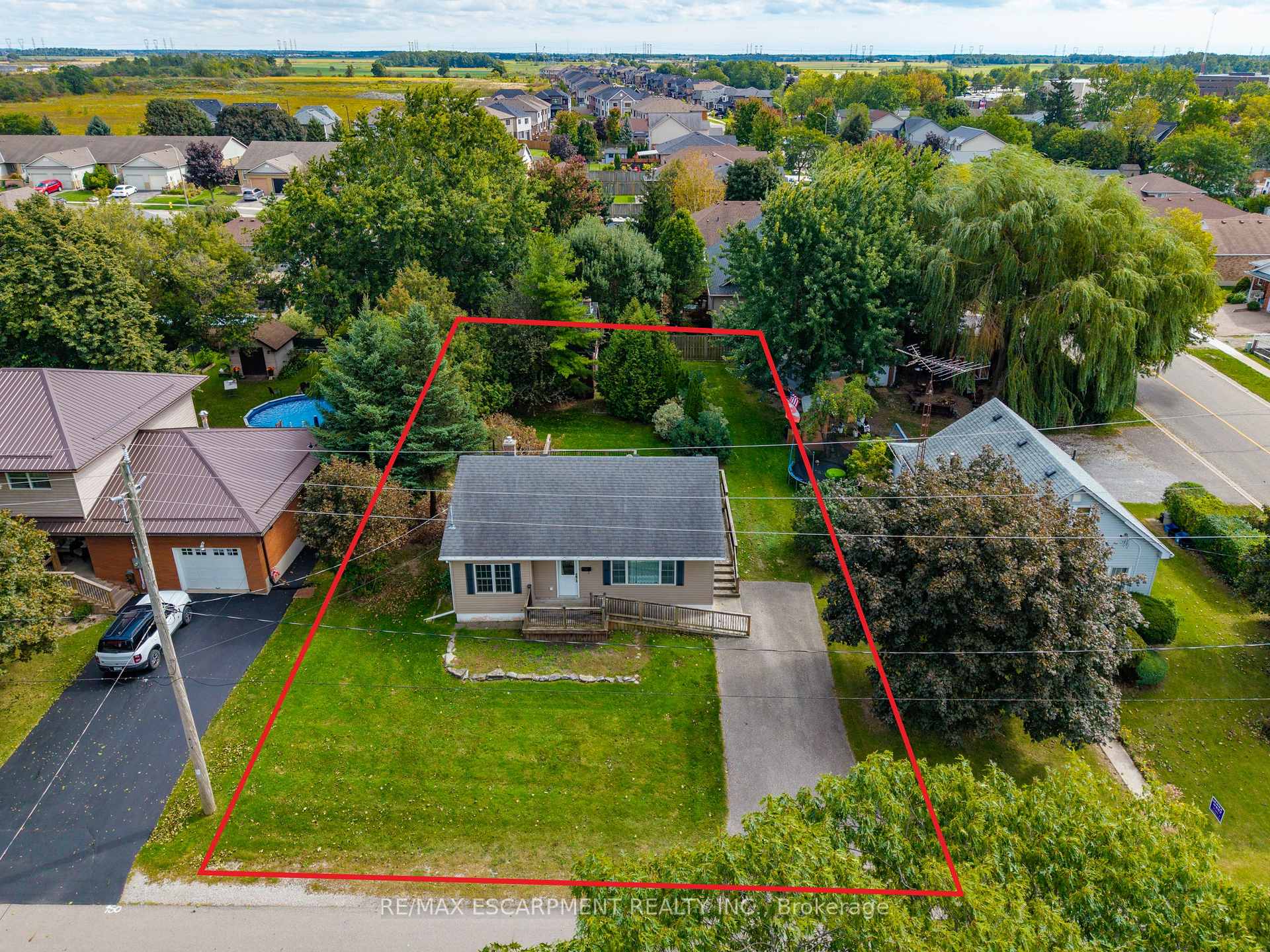 Photo 26 of 14 Carrick Street, Haldimand — HOMEH