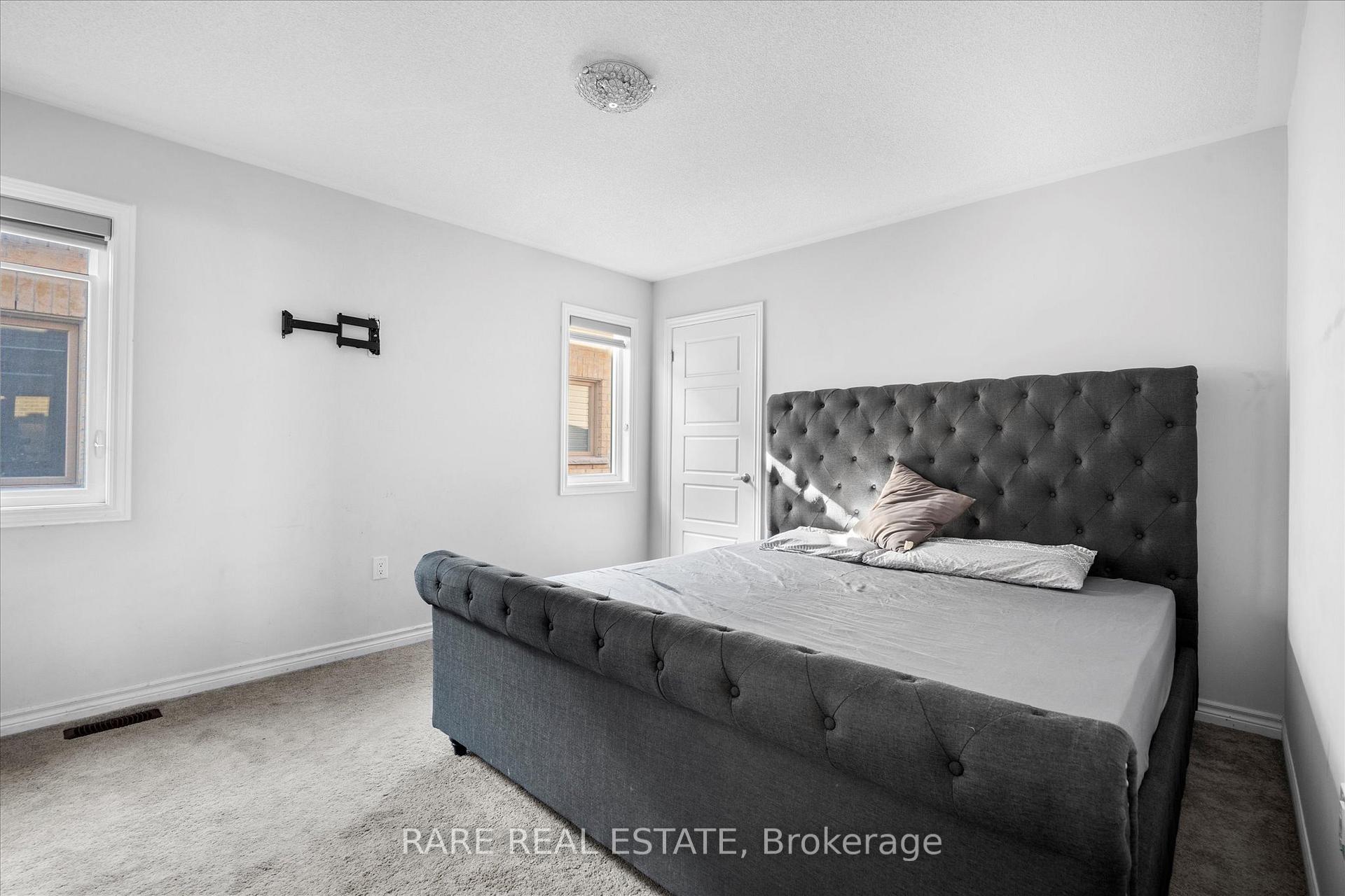 Photo 17 of 267 Fleetwood Drive, Oshawa, Eastdale — HOMEH