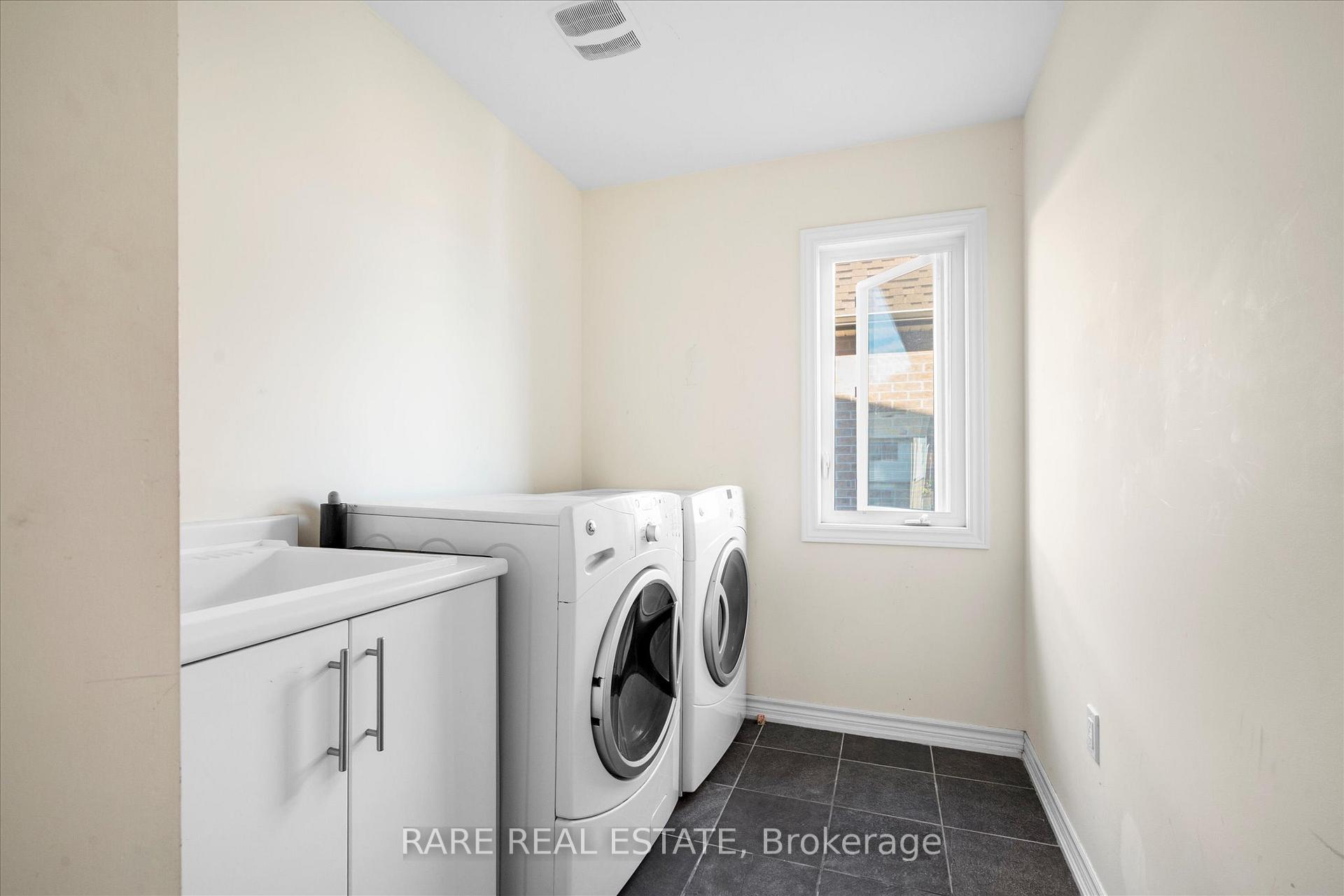 Photo 18 of 267 Fleetwood Drive, Oshawa, Eastdale — HOMEH