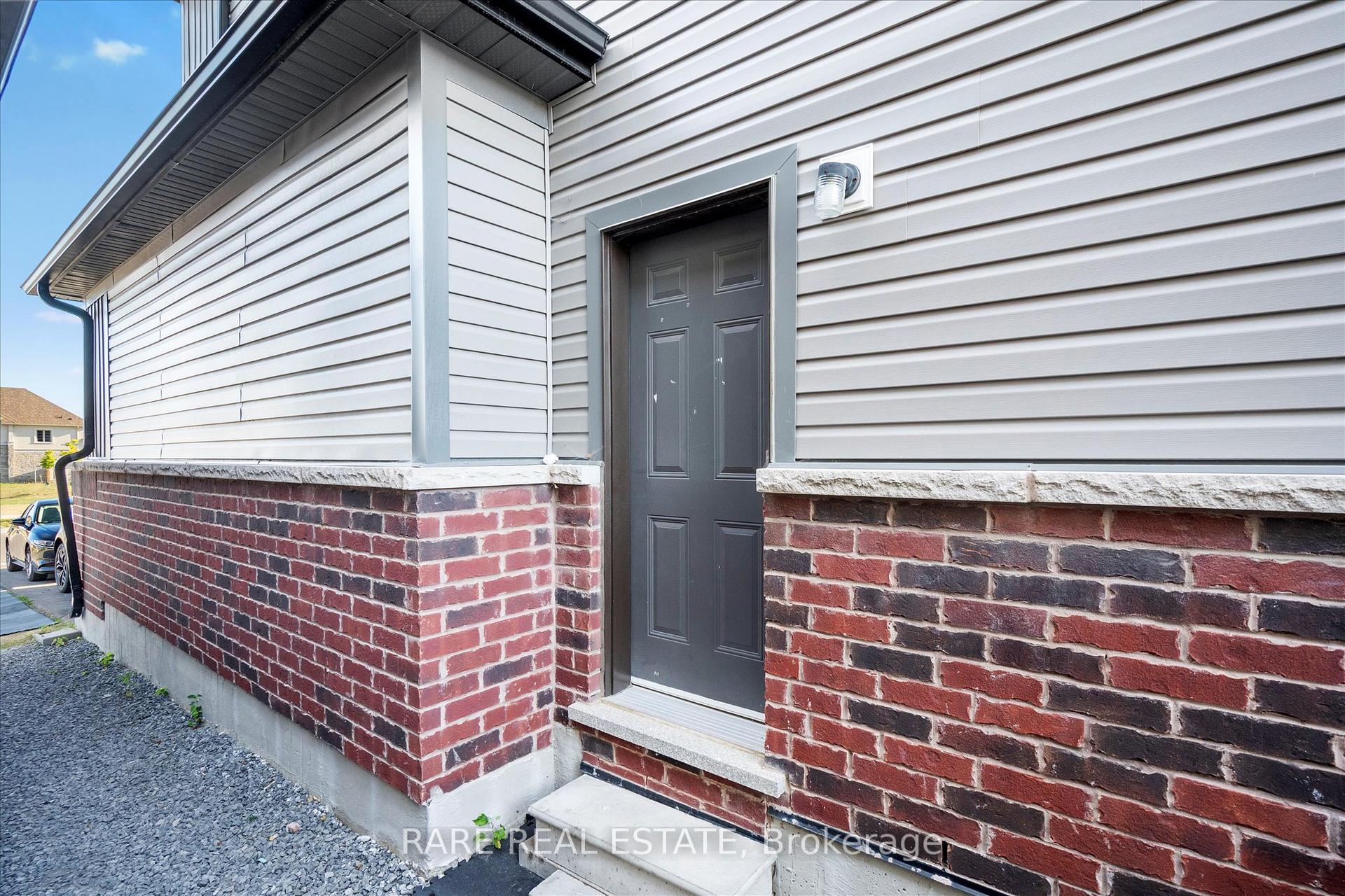Photo 25 of 267 Fleetwood Drive, Oshawa, Eastdale — HOMEH