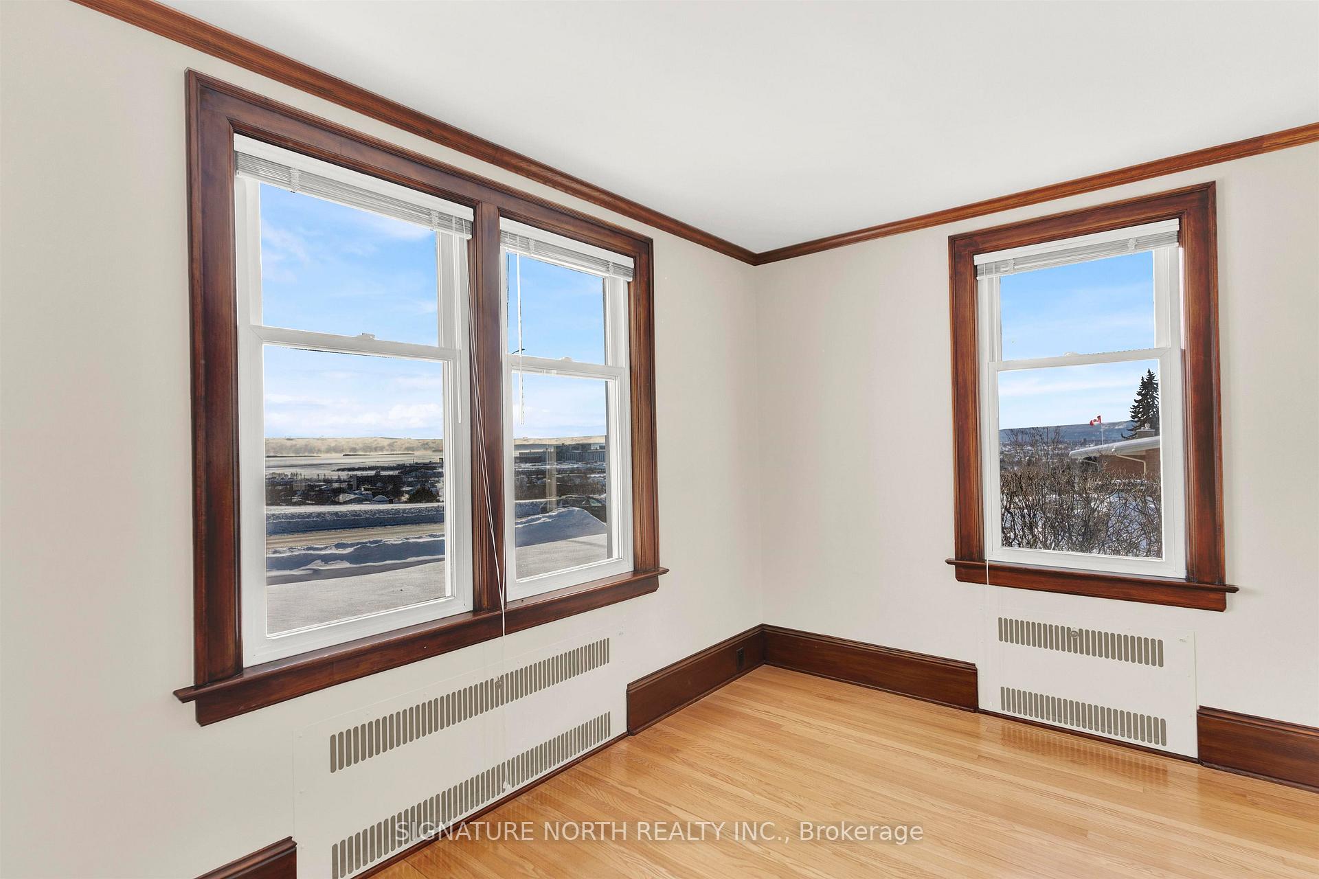 Photo 5 of 120 High Street, Thunder Bay, Mariday Heights — HOMEH