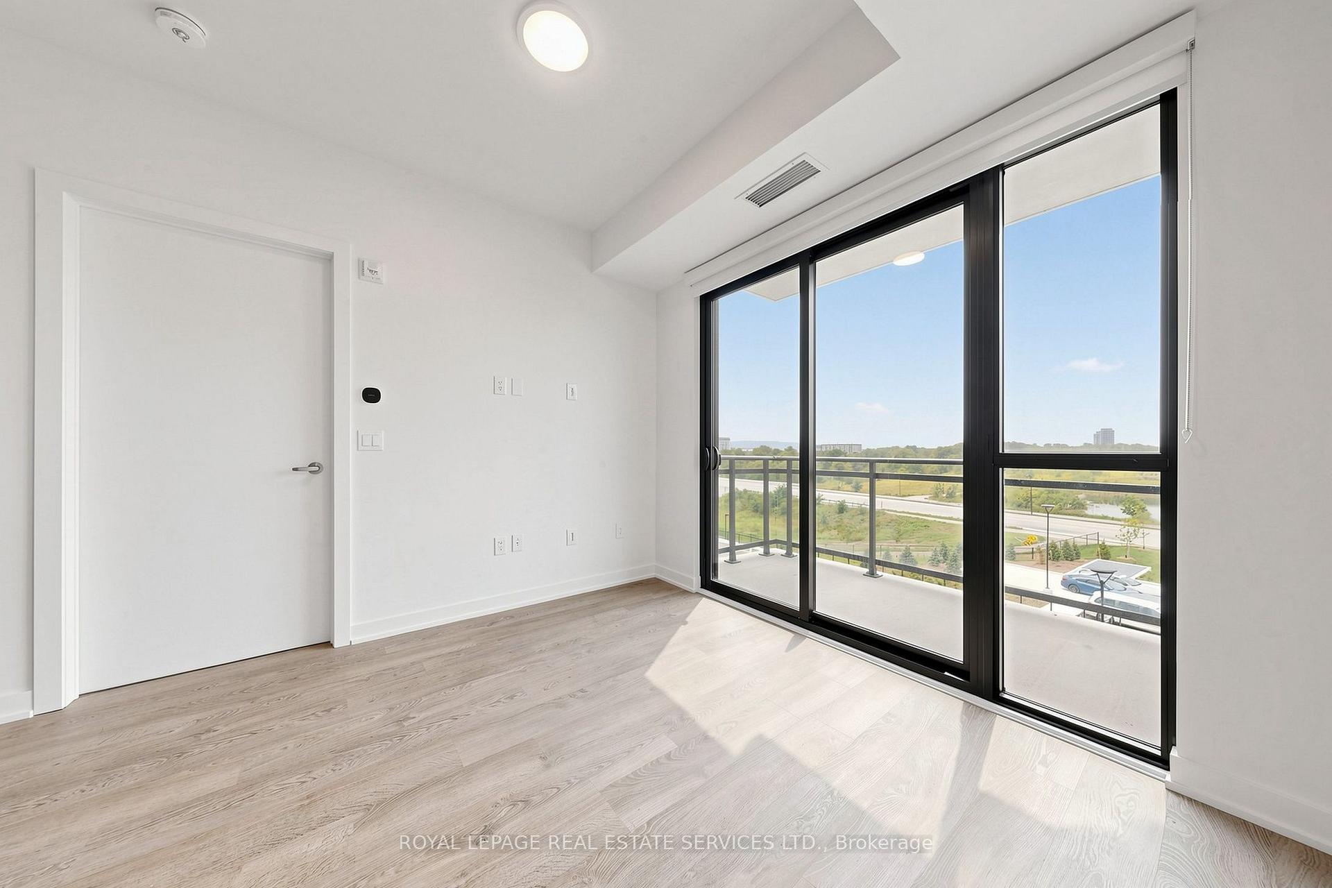 Photo 12 of Unit 405, 740 Whitlock Avenue, Milton, Beaty — HOMEH