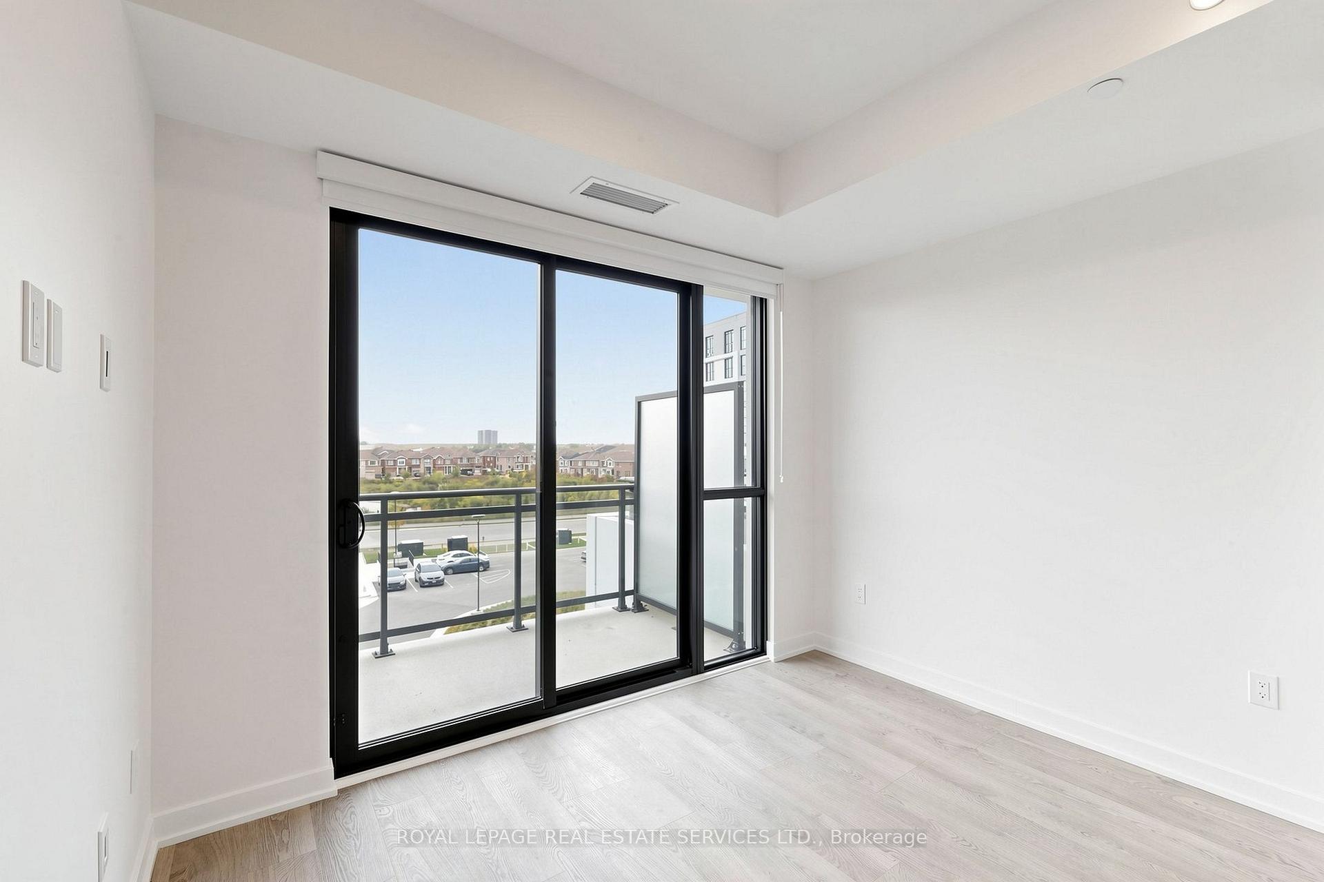 Photo 14 of Unit 405, 740 Whitlock Avenue, Milton, Beaty — HOMEH