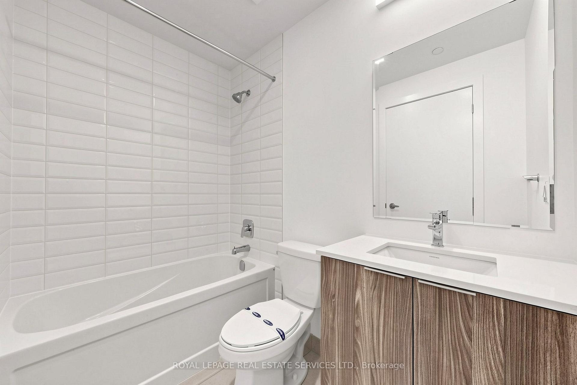 Photo 15 of Unit 405, 740 Whitlock Avenue, Milton, Beaty — HOMEH