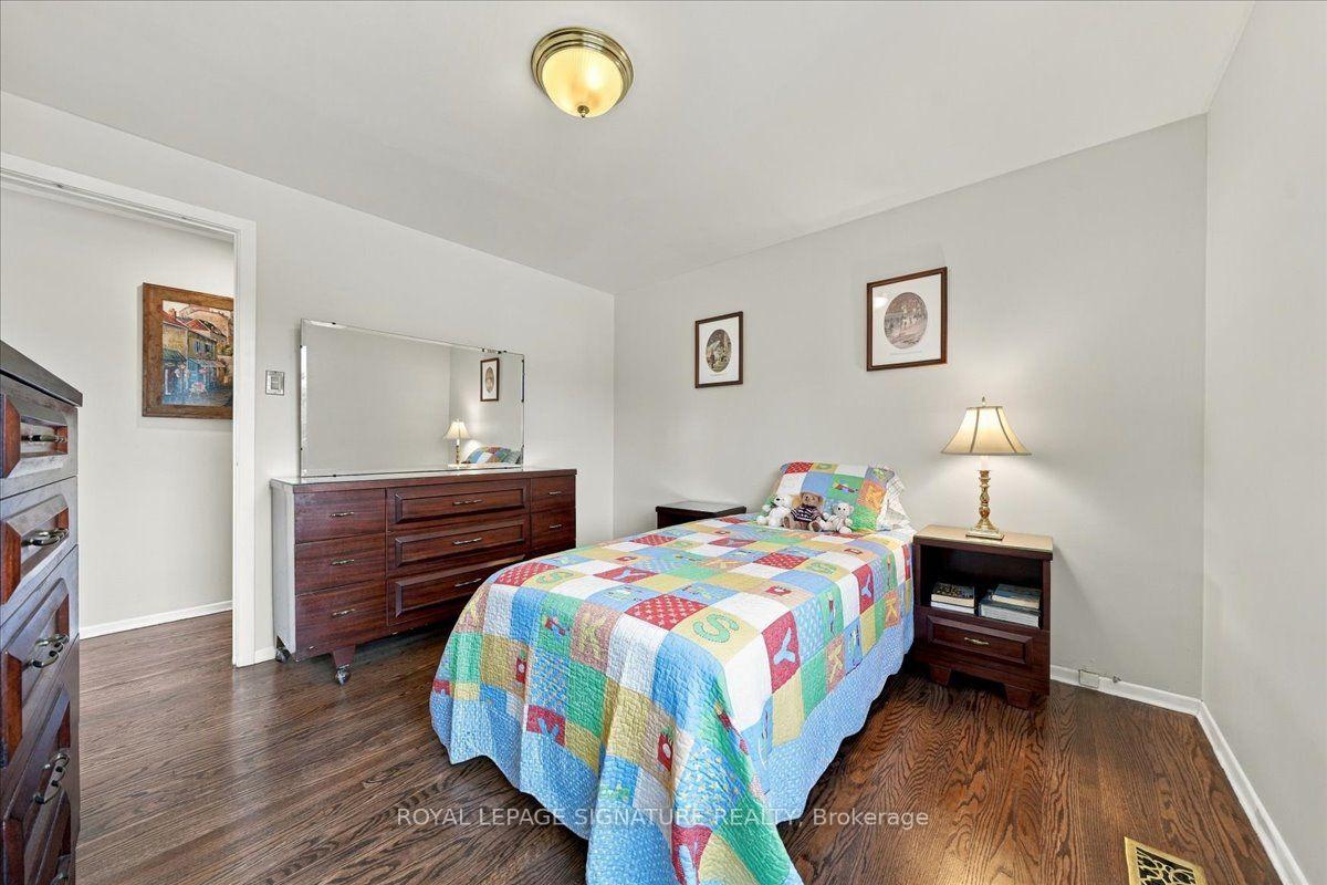 Photo 23 of 17 Palgrave Crescent, Brampton, Bram East — HOMEH