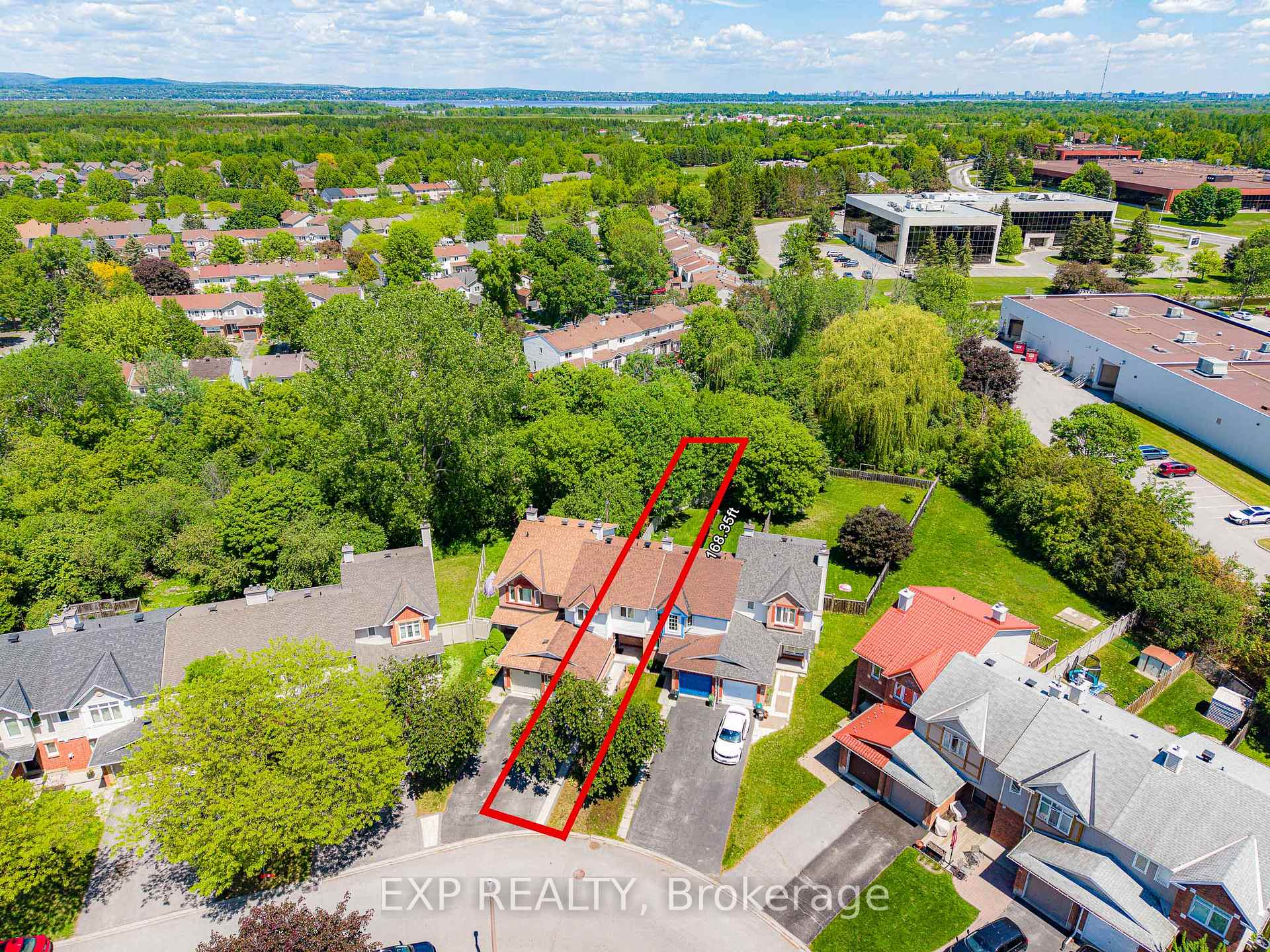 Photo 3 of 87 Banchory Crescent, Ottawa, Kanata - Morgan's Grant/South March — HOMEH