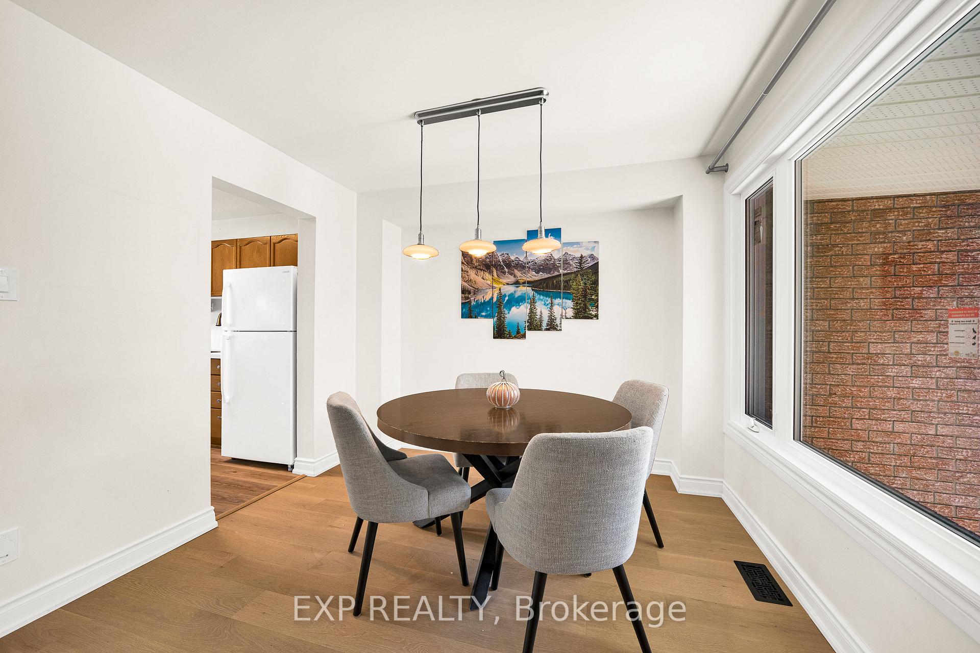 Photo 11 of 87 Banchory Crescent, Ottawa, Kanata - Morgan's Grant/South March — HOMEH
