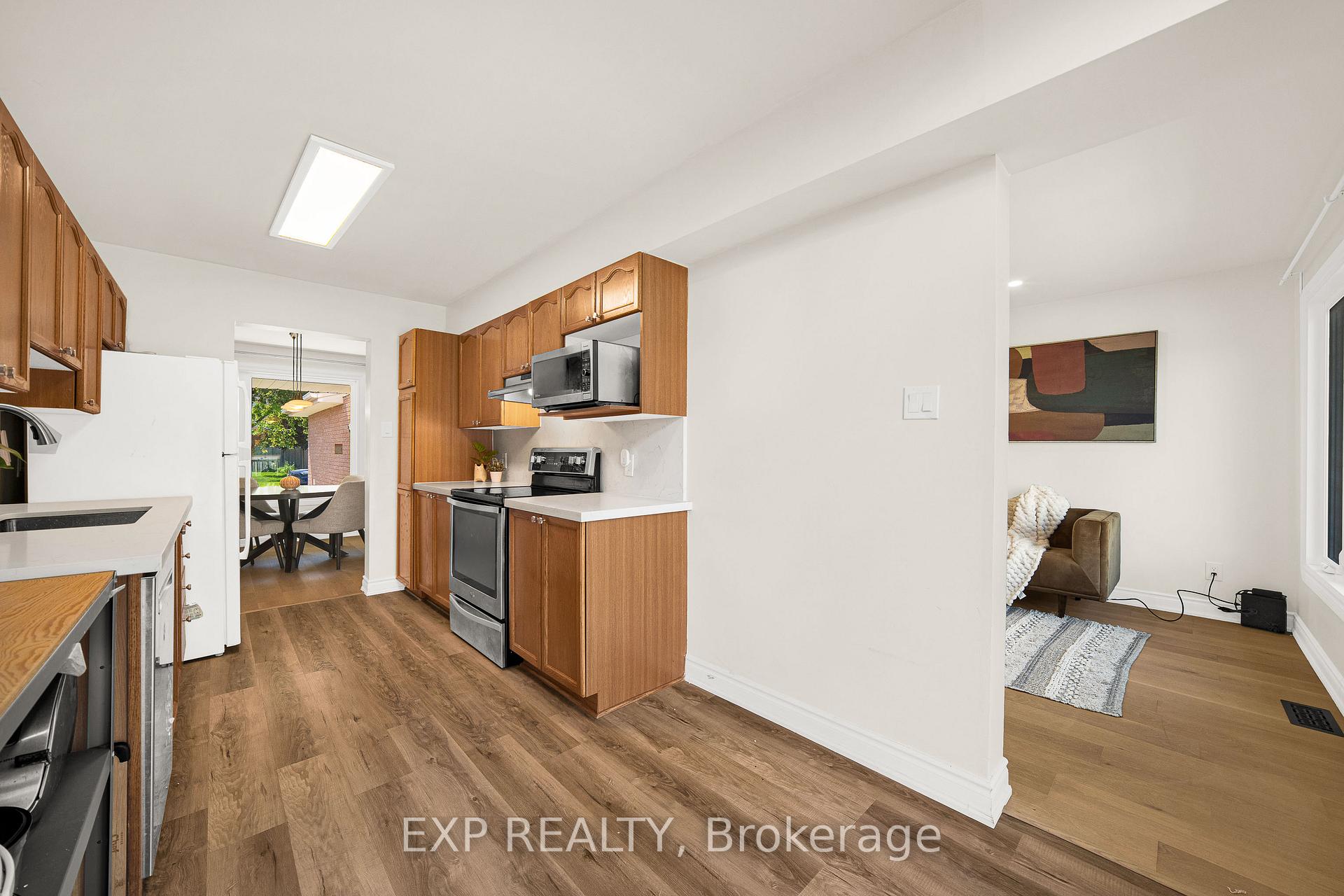 Photo 12 of 87 Banchory Crescent, Ottawa, Kanata - Morgan's Grant/South March — HOMEH
