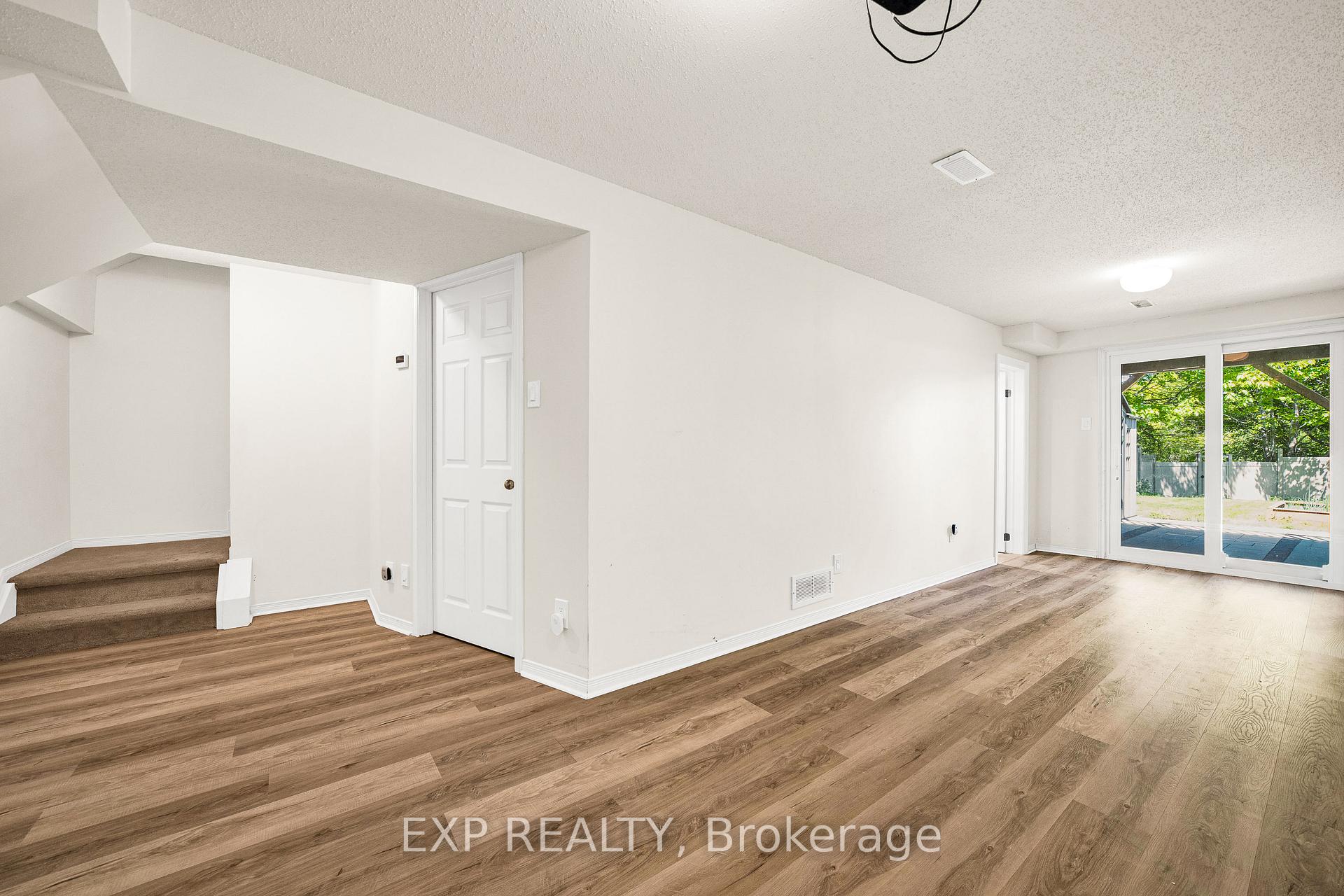 Photo 31 of 87 Banchory Crescent, Ottawa, Kanata - Morgan's Grant/South March — HOMEH