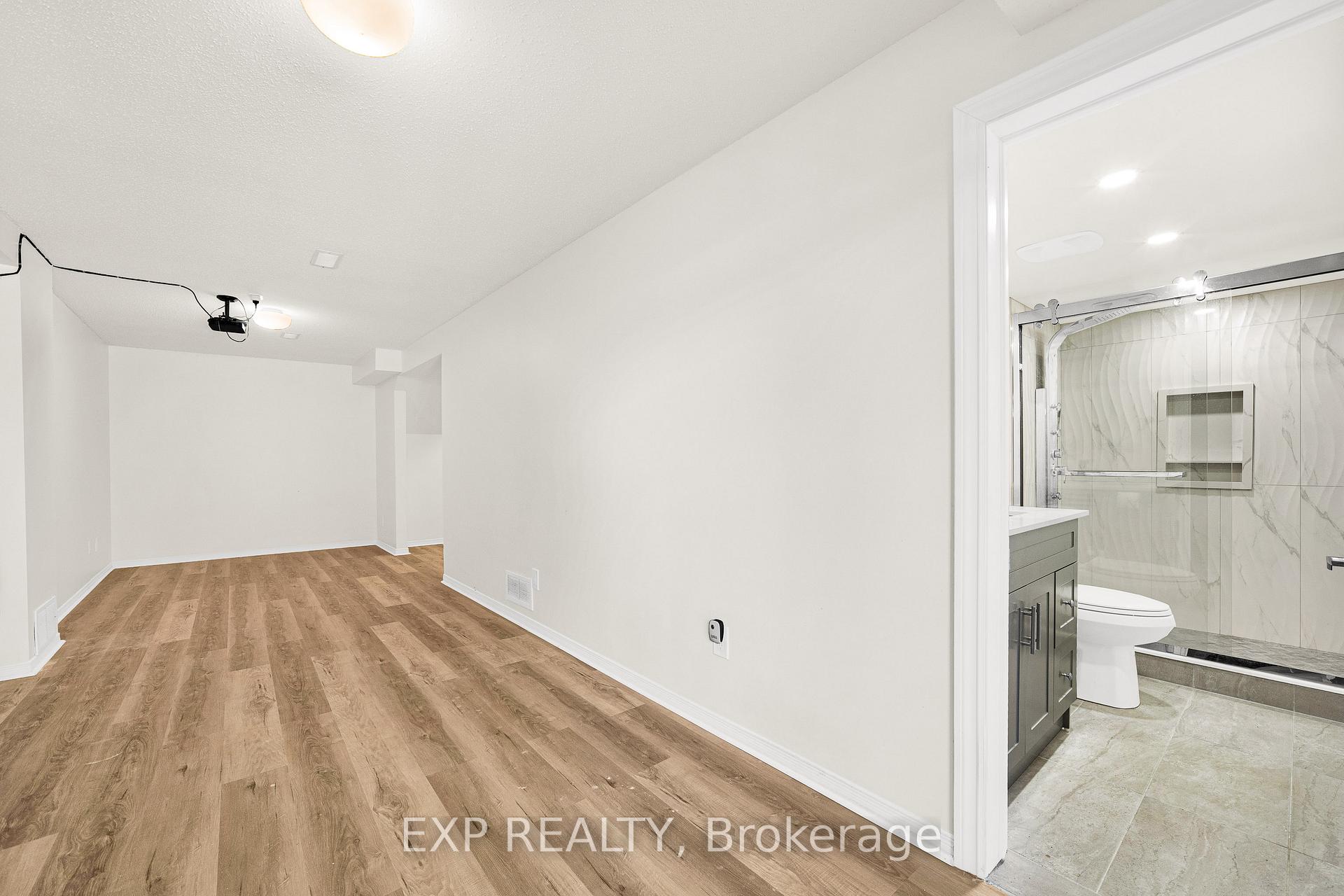 Photo 33 of 87 Banchory Crescent, Ottawa, Kanata - Morgan's Grant/South March — HOMEH