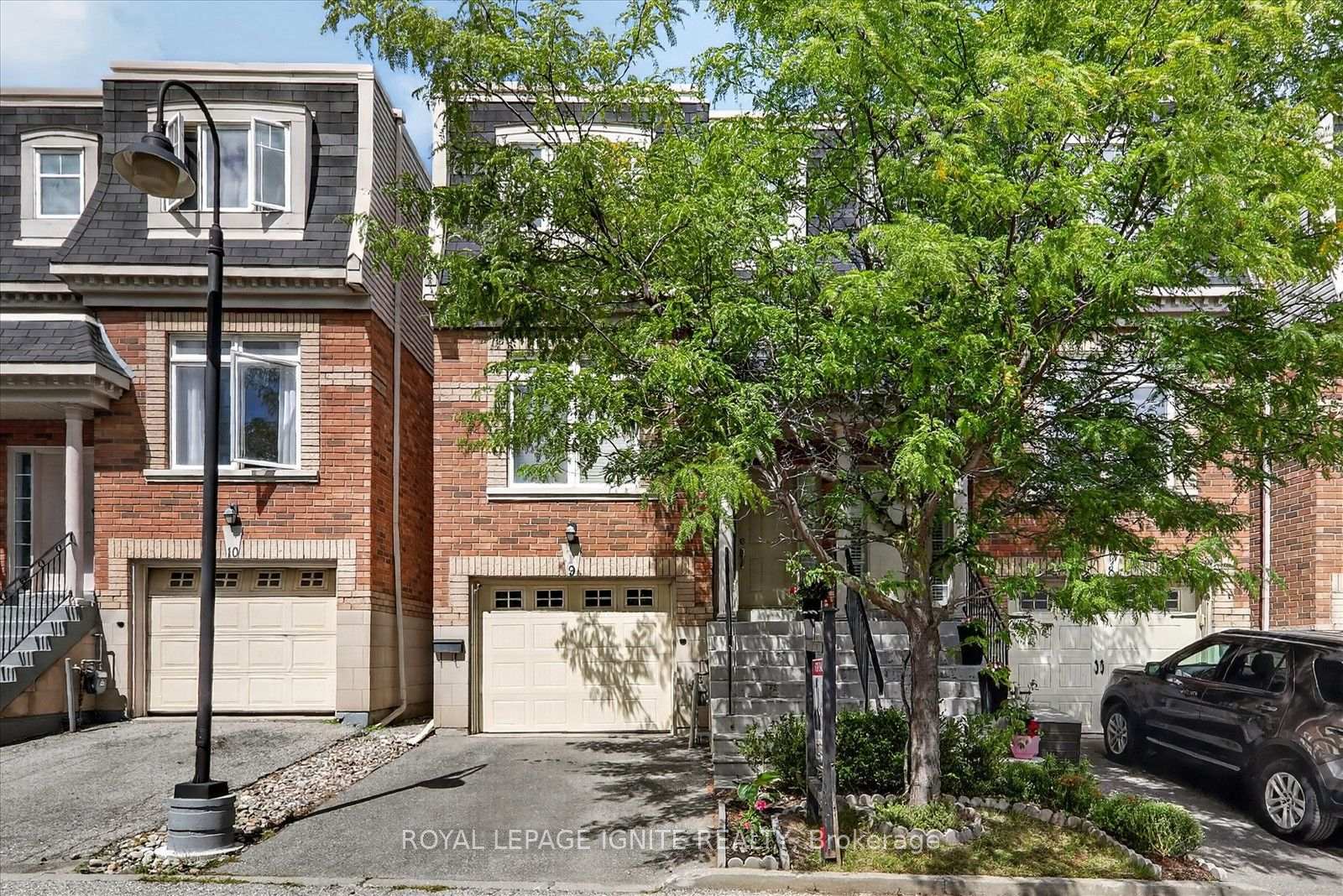 Photo 1 of Unit 9, 8032 Kipling Avenue, Vaughan, West Woodbridge — HOMEH
