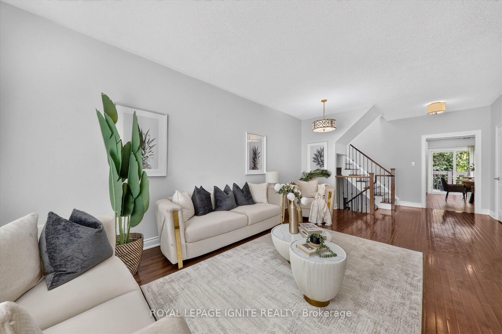 Photo 10 of Unit 9, 8032 Kipling Avenue, Vaughan, West Woodbridge — HOMEH