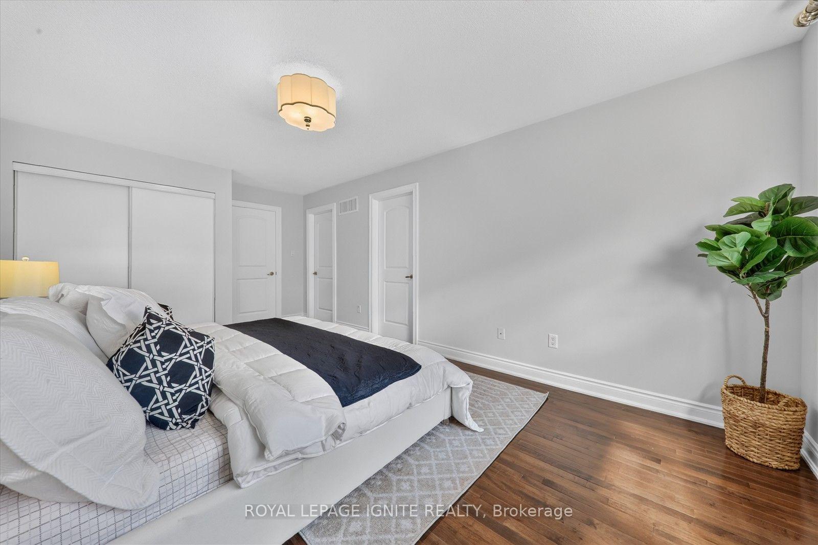 Photo 25 of Unit 9, 8032 Kipling Avenue, Vaughan, West Woodbridge — HOMEH