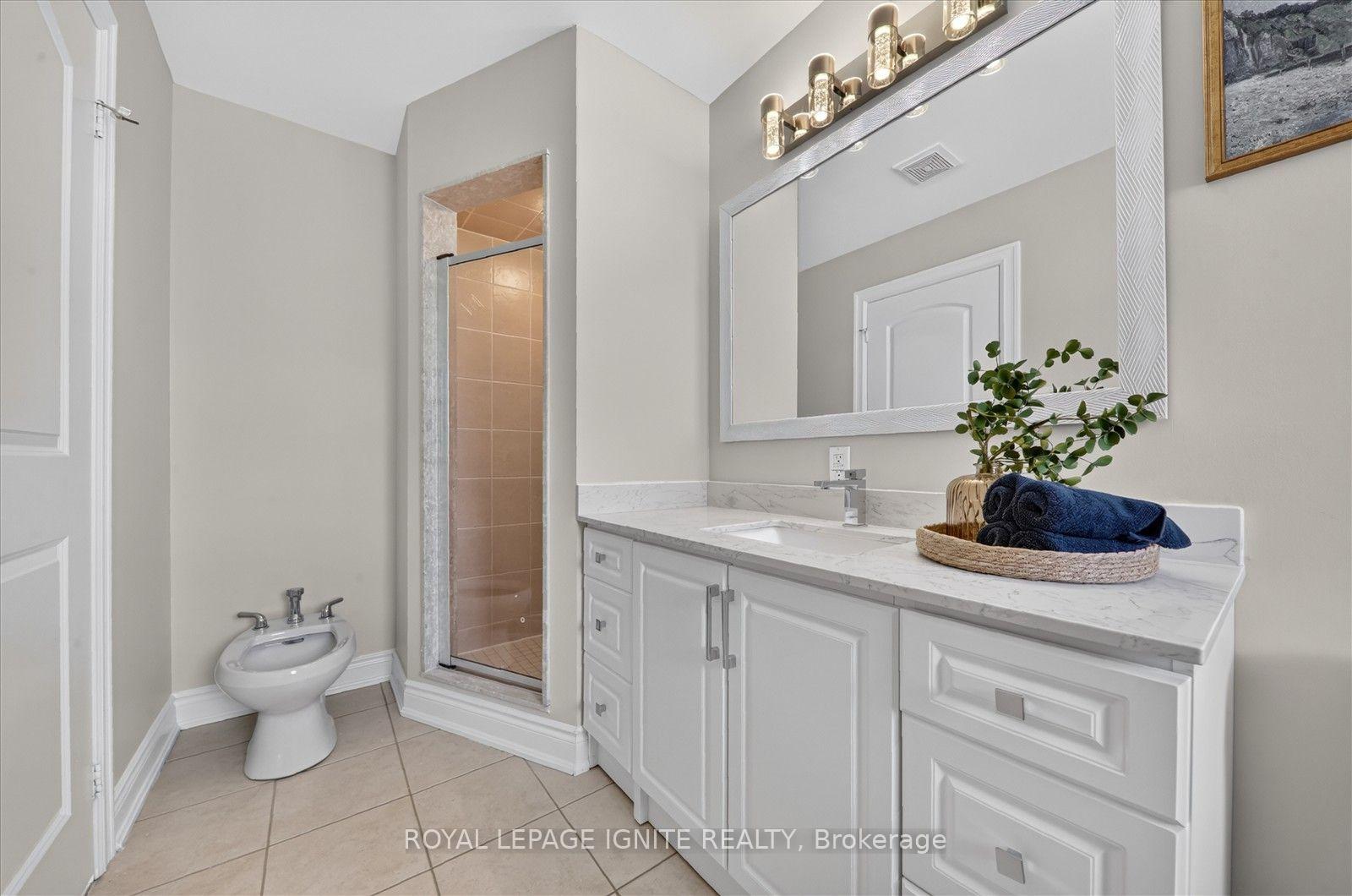 Photo 27 of Unit 9, 8032 Kipling Avenue, Vaughan, West Woodbridge — HOMEH