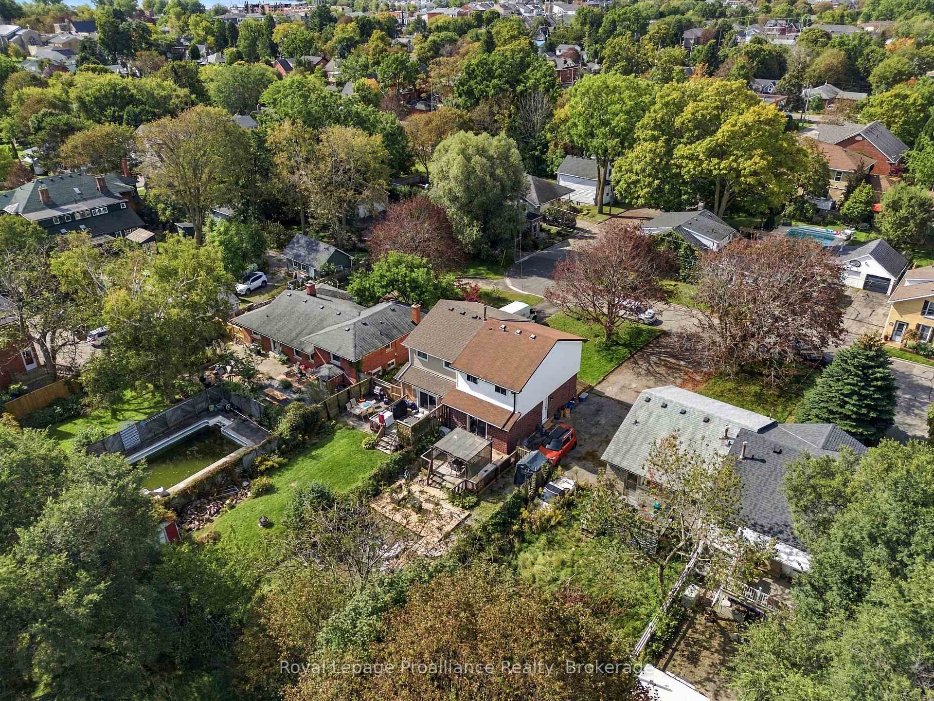 Photo 7 of 378 Anne Street, Cobourg — HOMEH