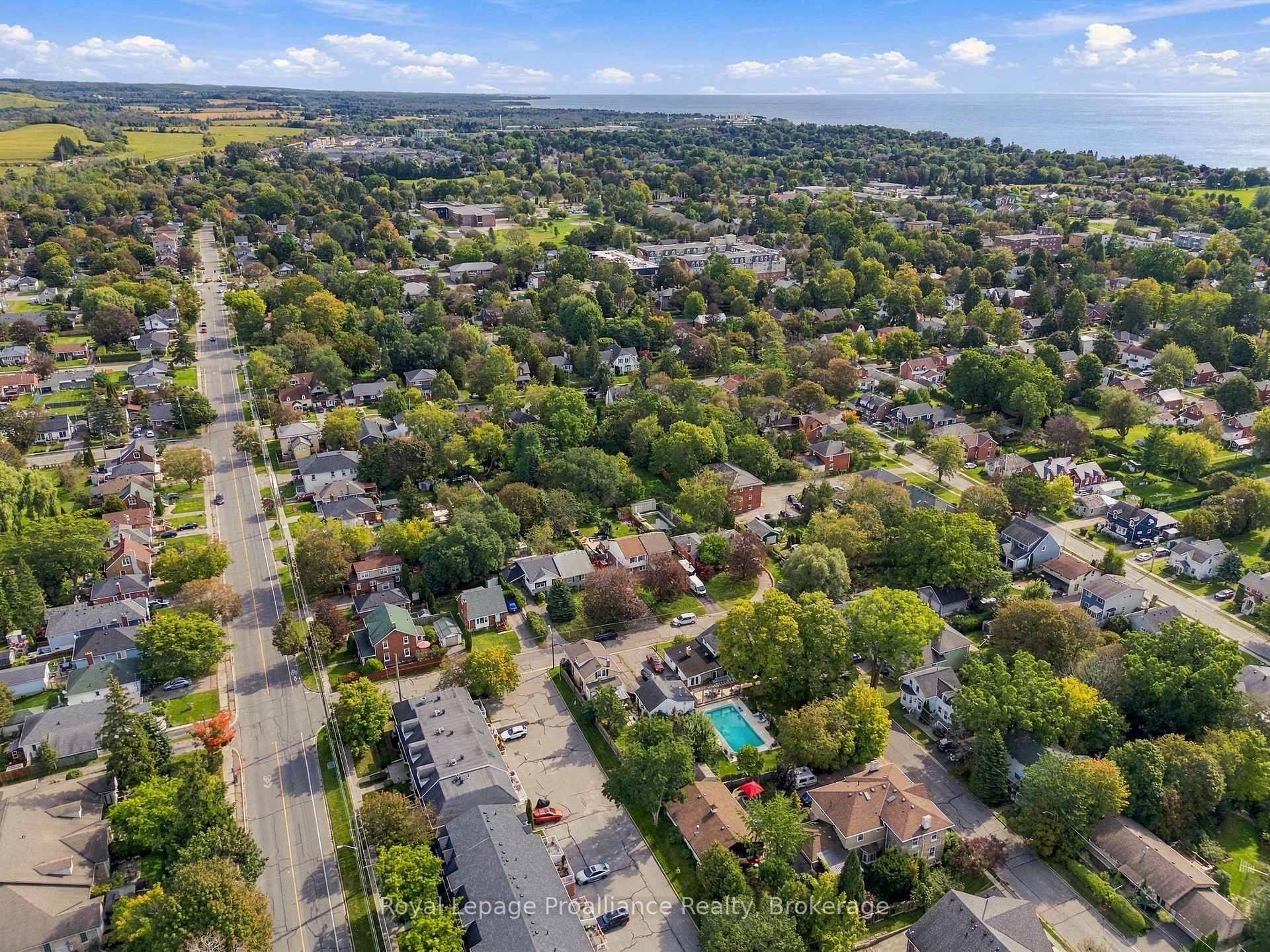 Photo 11 of 378 Anne Street, Cobourg — HOMEH