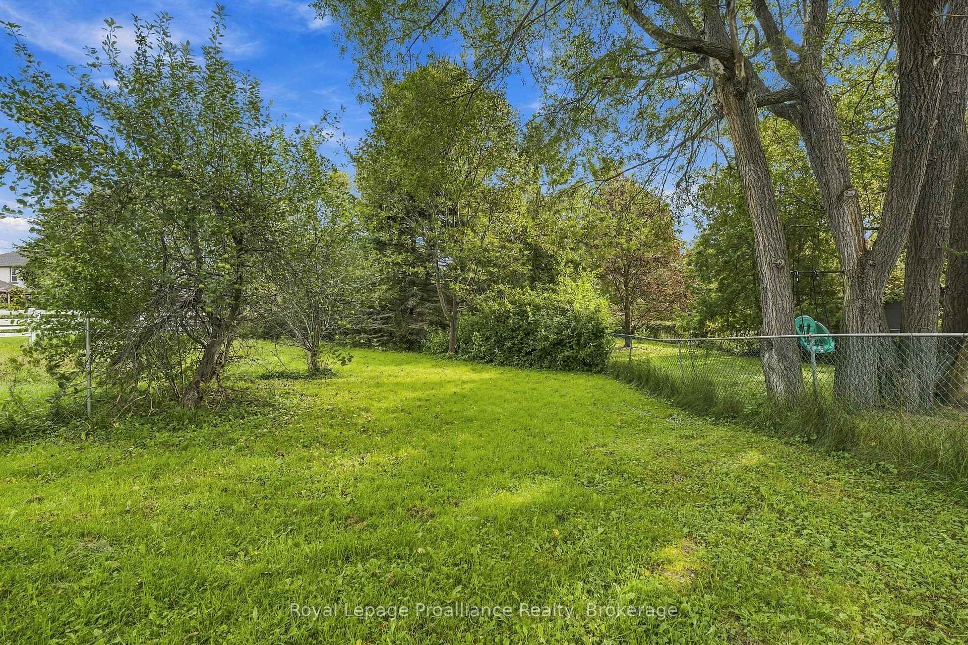 Photo 16 of 378 Anne Street, Cobourg — HOMEH
