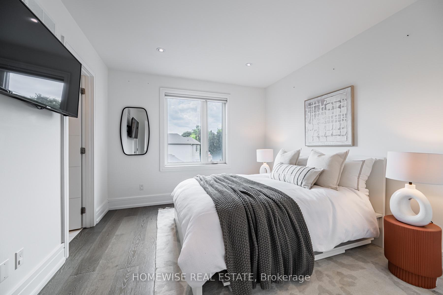 Photo 28 of 90 Mcgillivray Avenue, Toronto, Bedford Park-Nortown — HOMEH