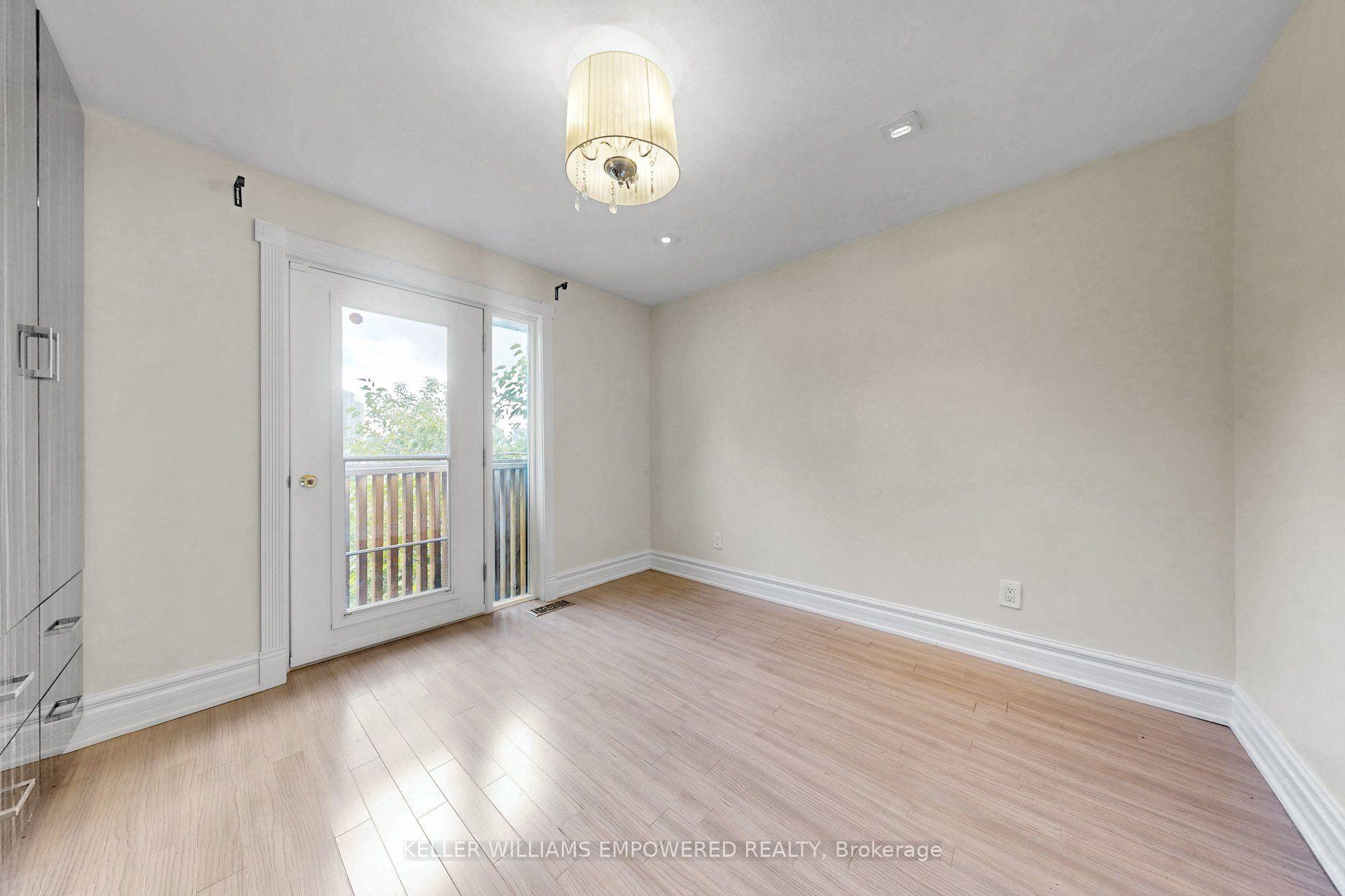 Photo 20 of 5 Aldgate Avenue, Etobicoke, Stonegate-Queensway — HOMEH