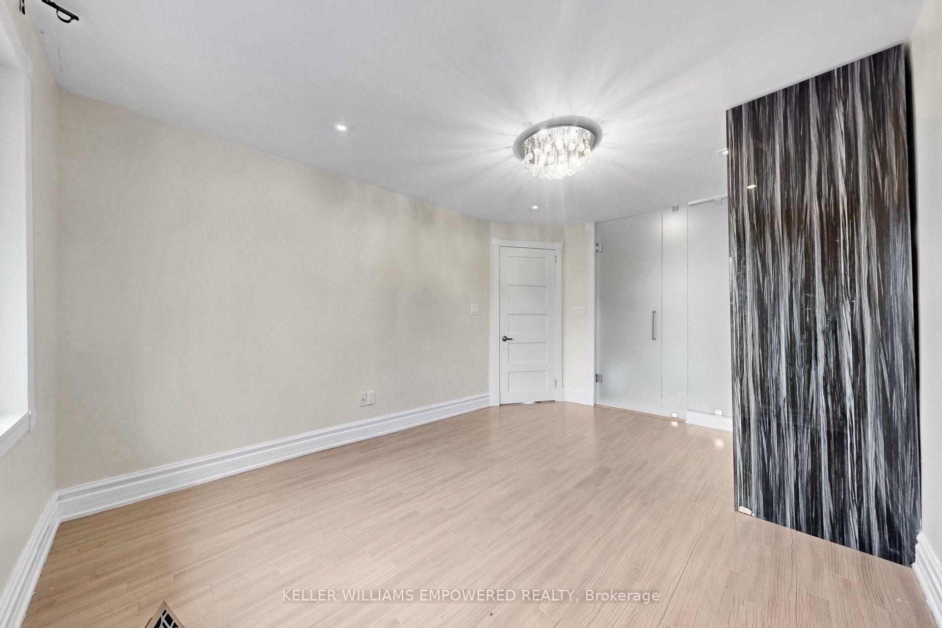 Photo 23 of 5 Aldgate Avenue, Etobicoke, Stonegate-Queensway — HOMEH