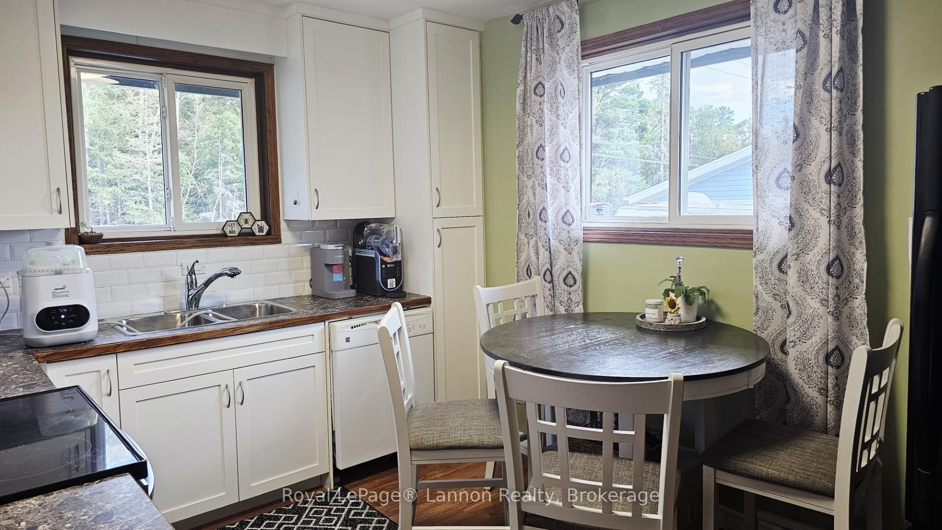 Photo 6 of 295 Cowan Street, Thunder Bay, Current River — HOMEH