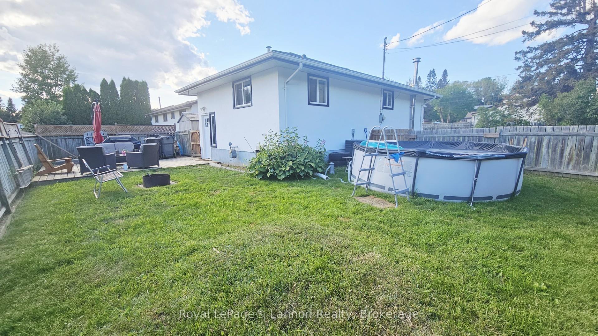 Photo 14 of 295 Cowan Street, Thunder Bay, Current River — HOMEH