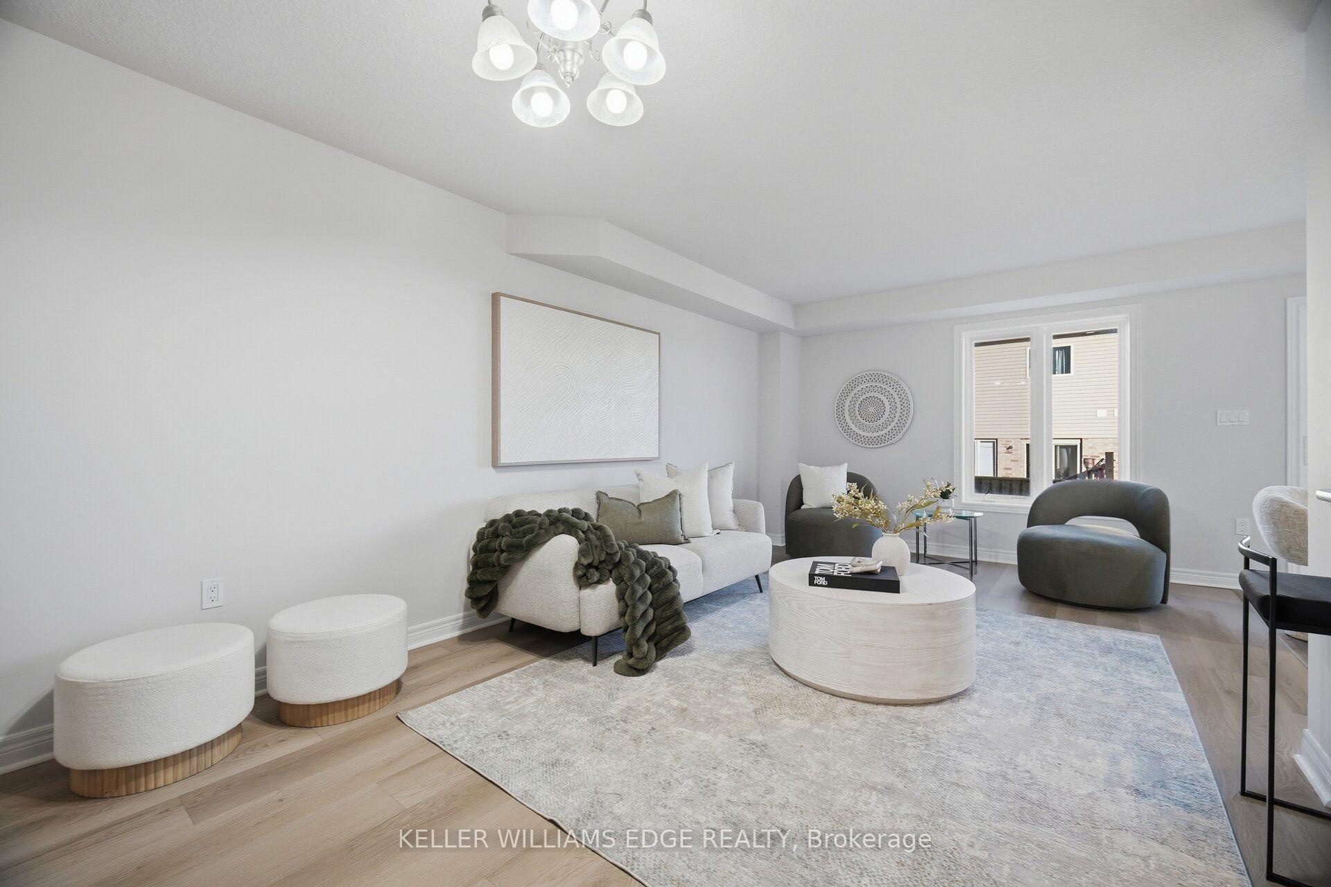 Photo 6 of 98 Bloom Crescent, Hamilton, Hannon — HOMEH
