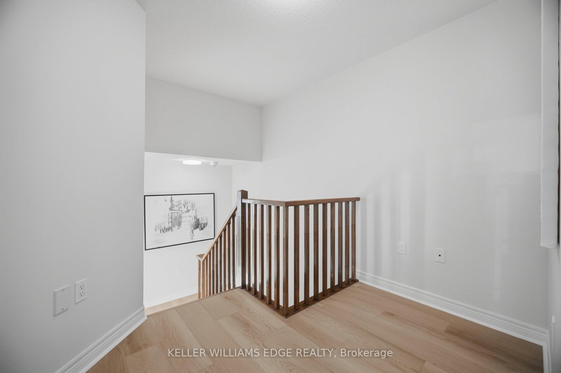 Photo 25 of 98 Bloom Crescent, Hamilton, Hannon — HOMEH