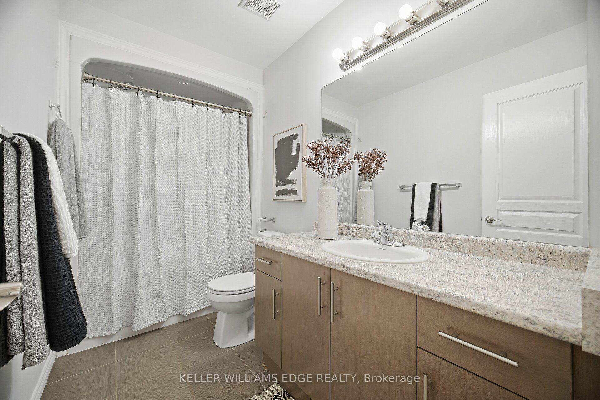 Photo 32 of 98 Bloom Crescent, Hamilton, Hannon — HOMEH