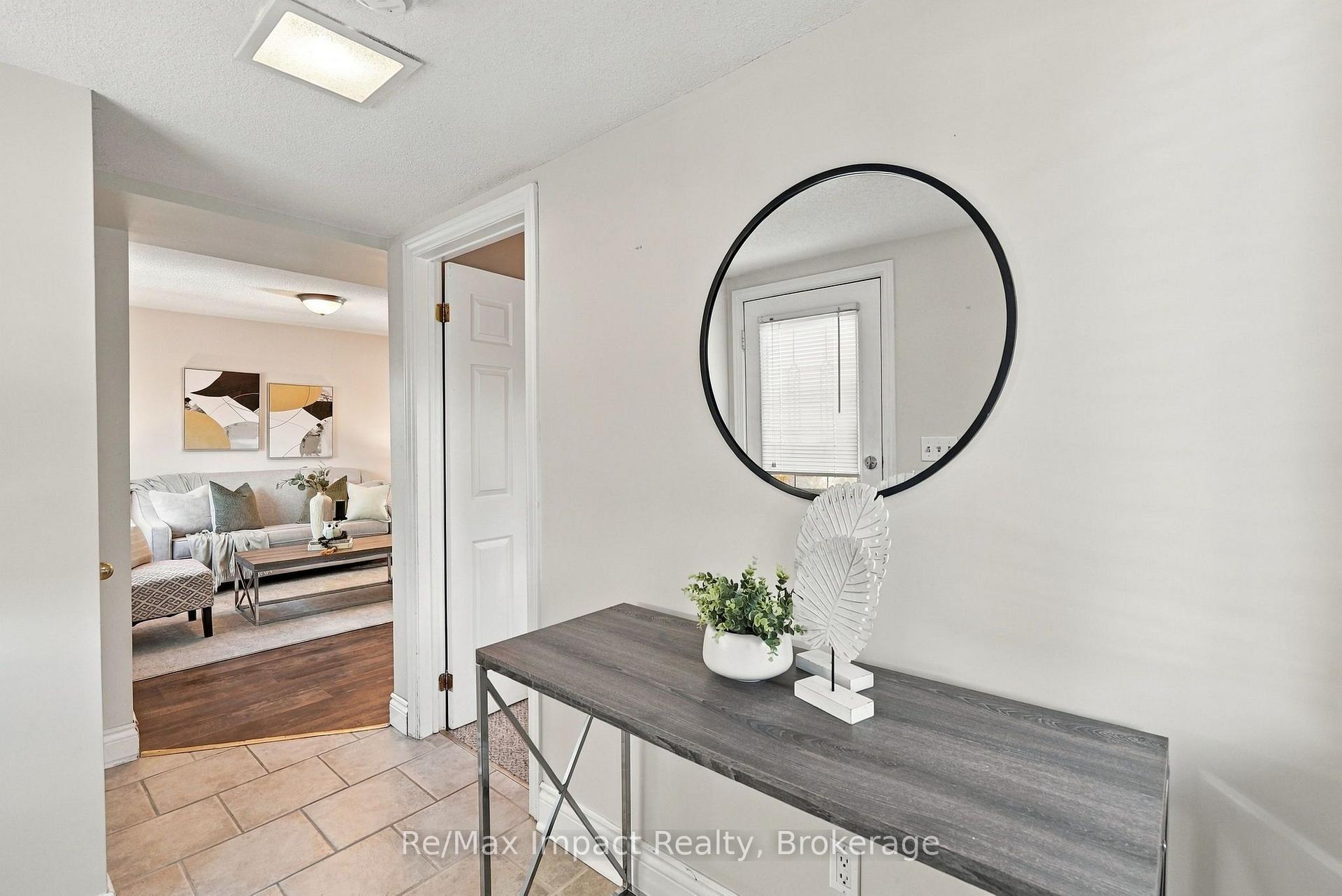 Photo 6 of 172 Roxborough Avenue, Oshawa, O'Neill — HOMEH