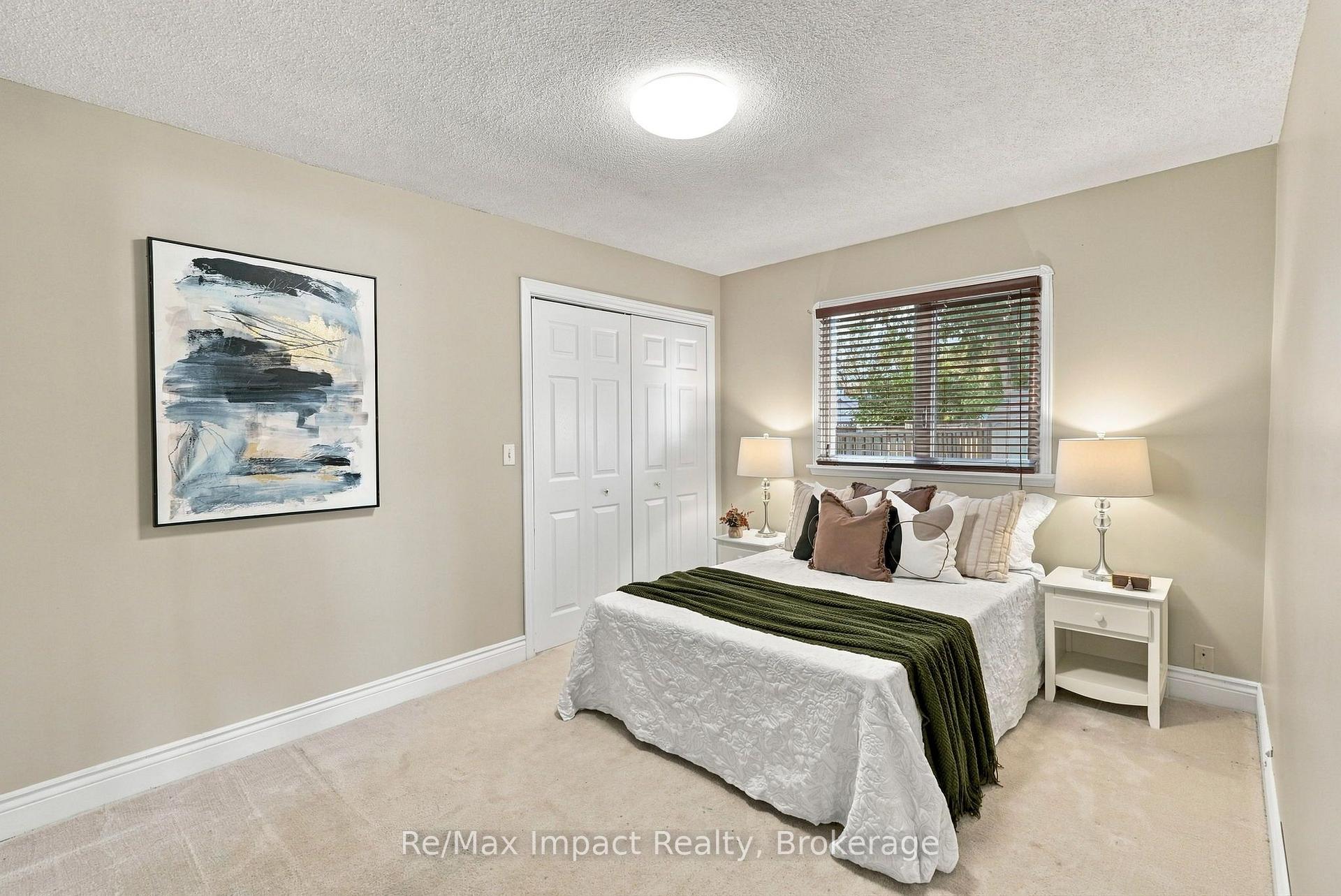 Photo 24 of 172 Roxborough Avenue, Oshawa, O'Neill — HOMEH