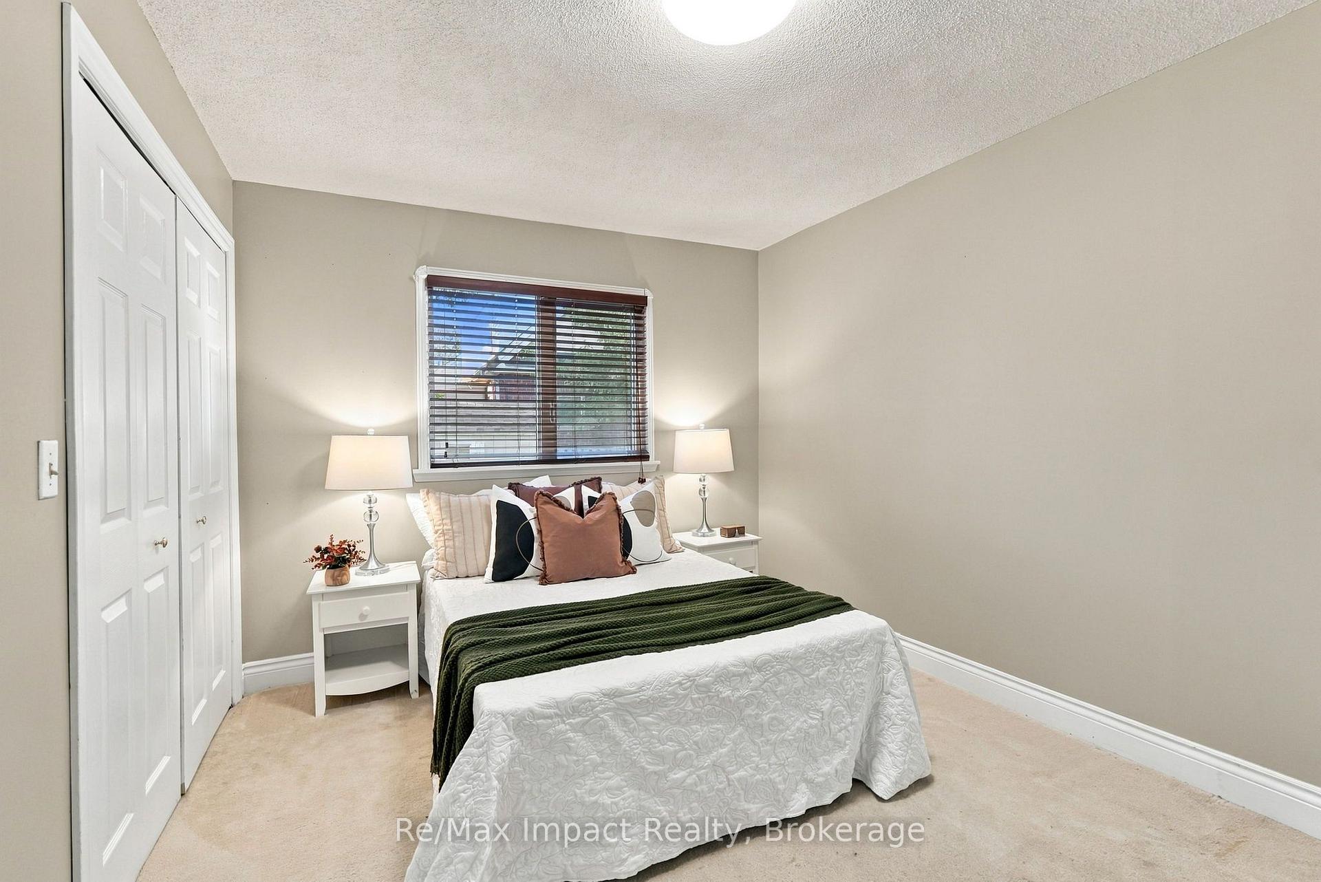 Photo 26 of 172 Roxborough Avenue, Oshawa, O'Neill — HOMEH