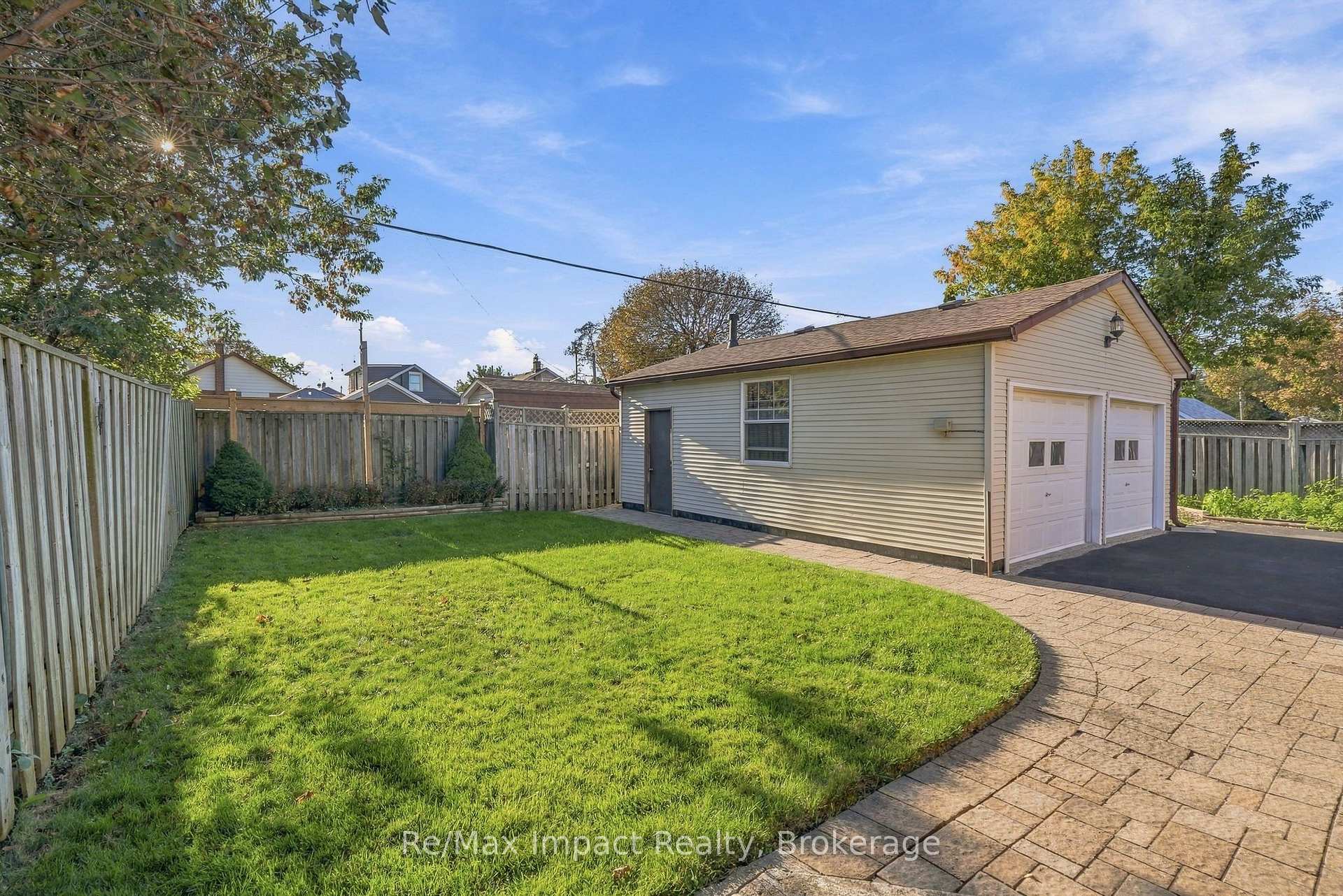 Photo 40 of 172 Roxborough Avenue, Oshawa, O'Neill — HOMEH