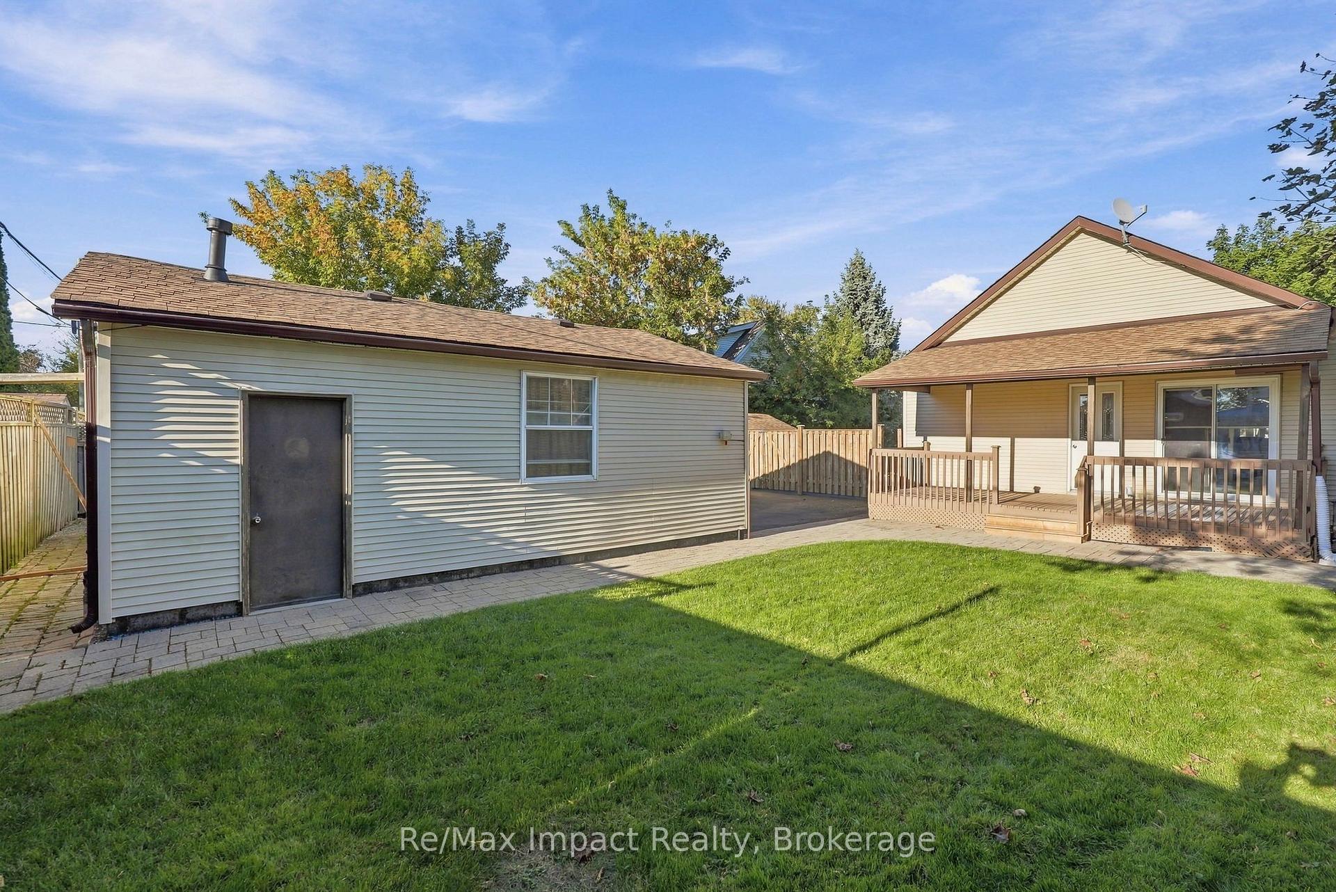 Photo 41 of 172 Roxborough Avenue, Oshawa, O'Neill — HOMEH