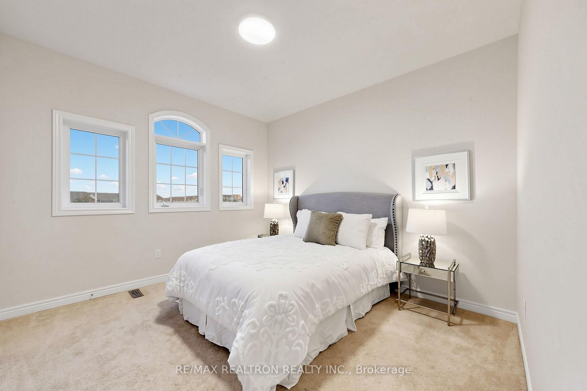 Photo 23 of 62 Bracknell Avenue, Markham, Berczy — HOMEH