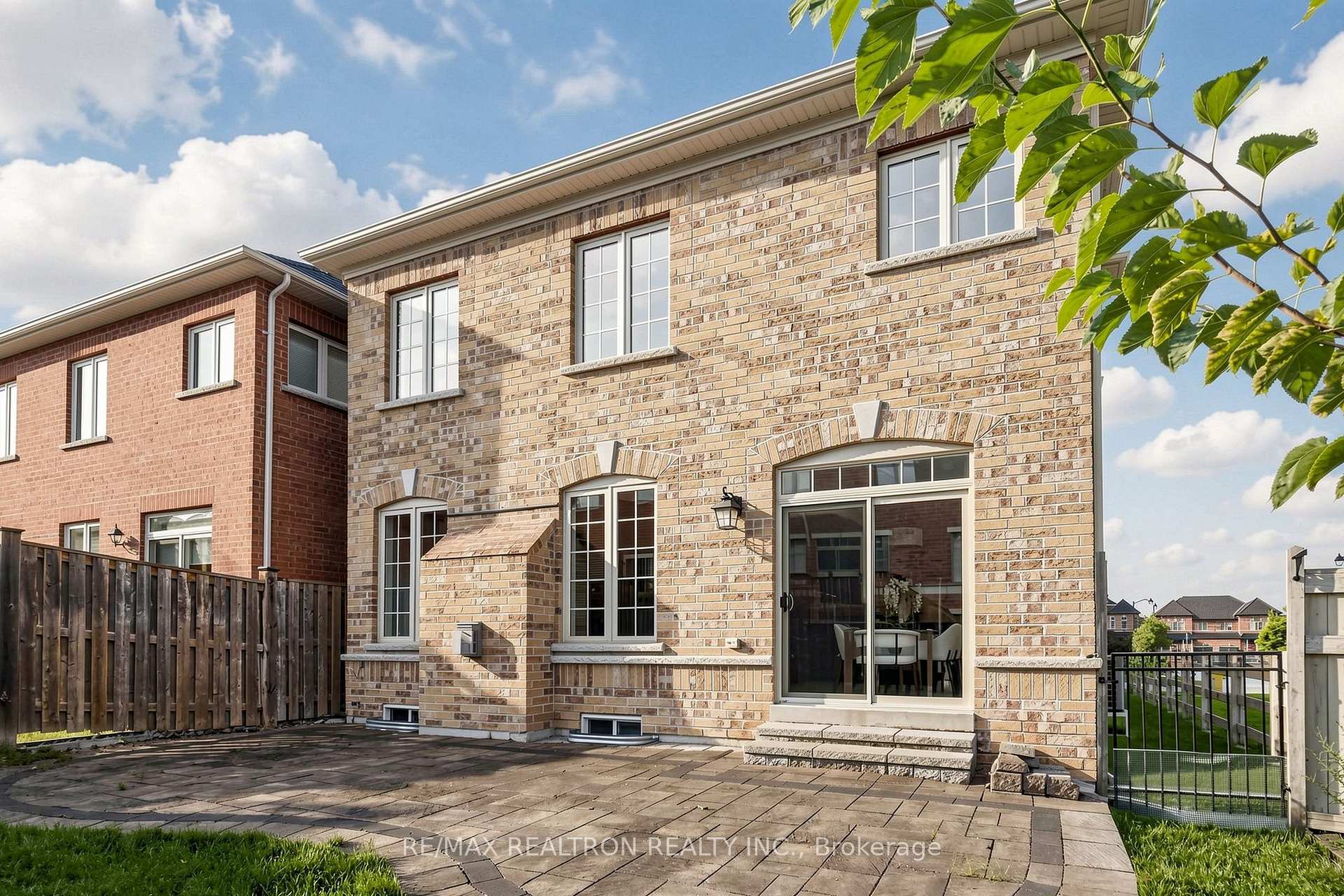 Photo 31 of 62 Bracknell Avenue, Markham, Berczy — HOMEH