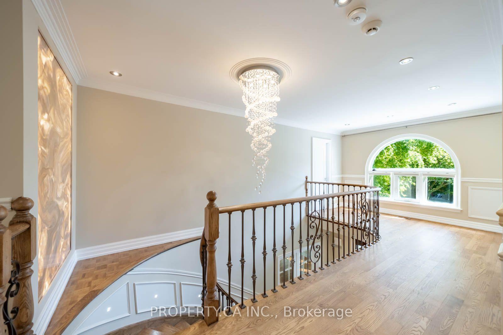 Photo 15 of 76 Concord Road, Vaughan, Beverley Glen — HOMEH