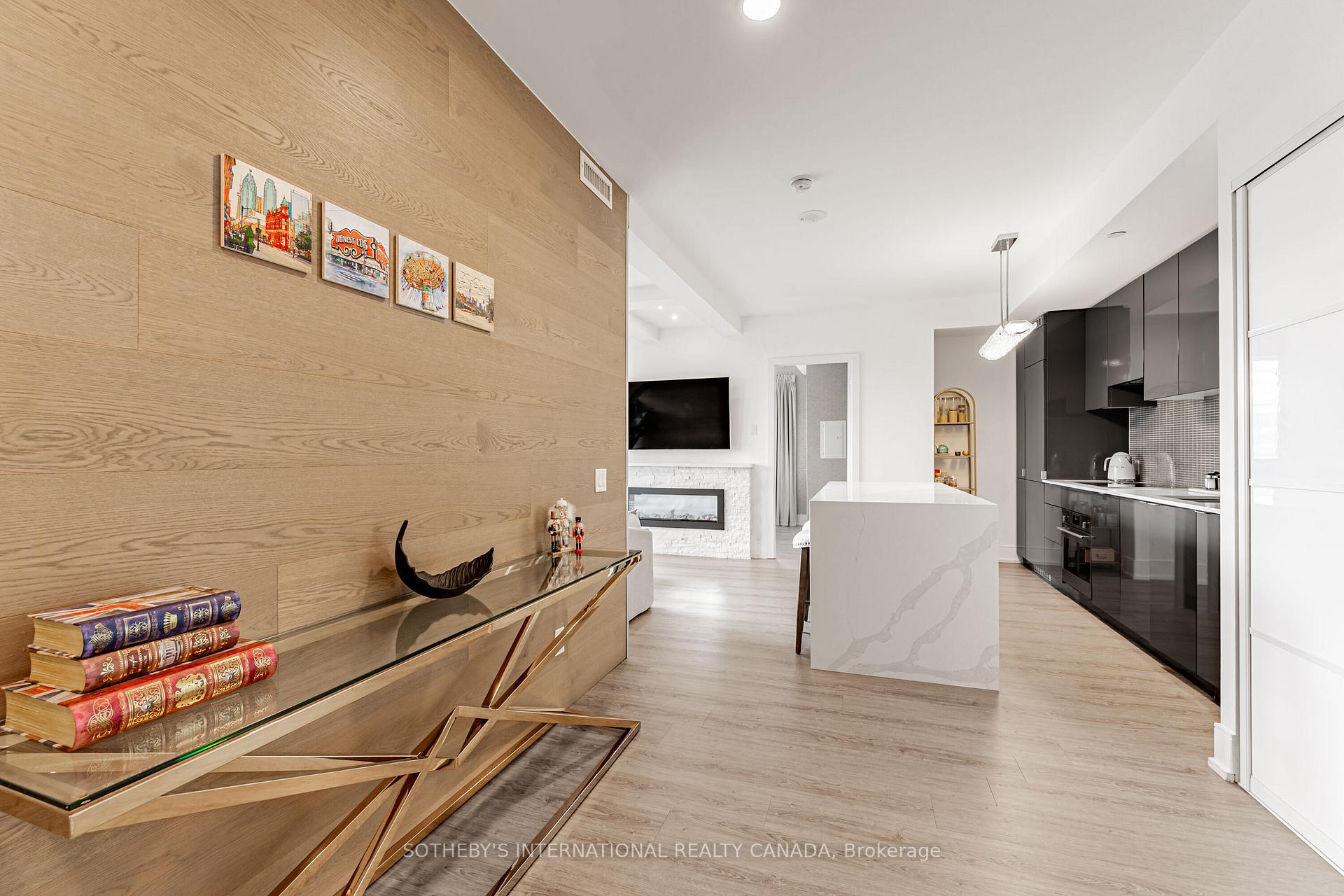 Photo 4 of Unit 4511, 7 Grenville Street, Toronto, Bay Street Corridor — HOMEH