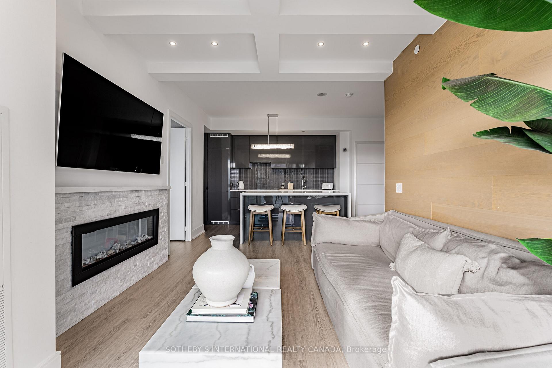 Photo 14 of Unit 4511, 7 Grenville Street, Toronto, Bay Street Corridor — HOMEH