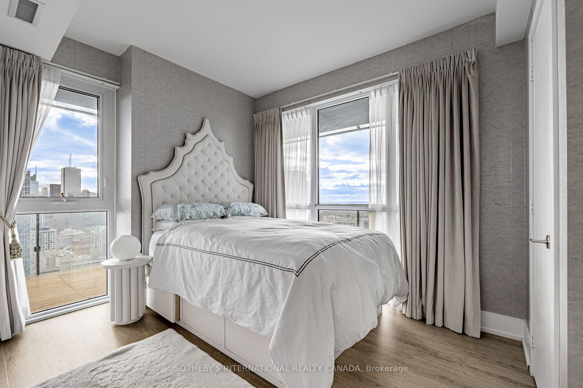 Photo 15 of Unit 4511, 7 Grenville Street, Toronto, Bay Street Corridor — HOMEH