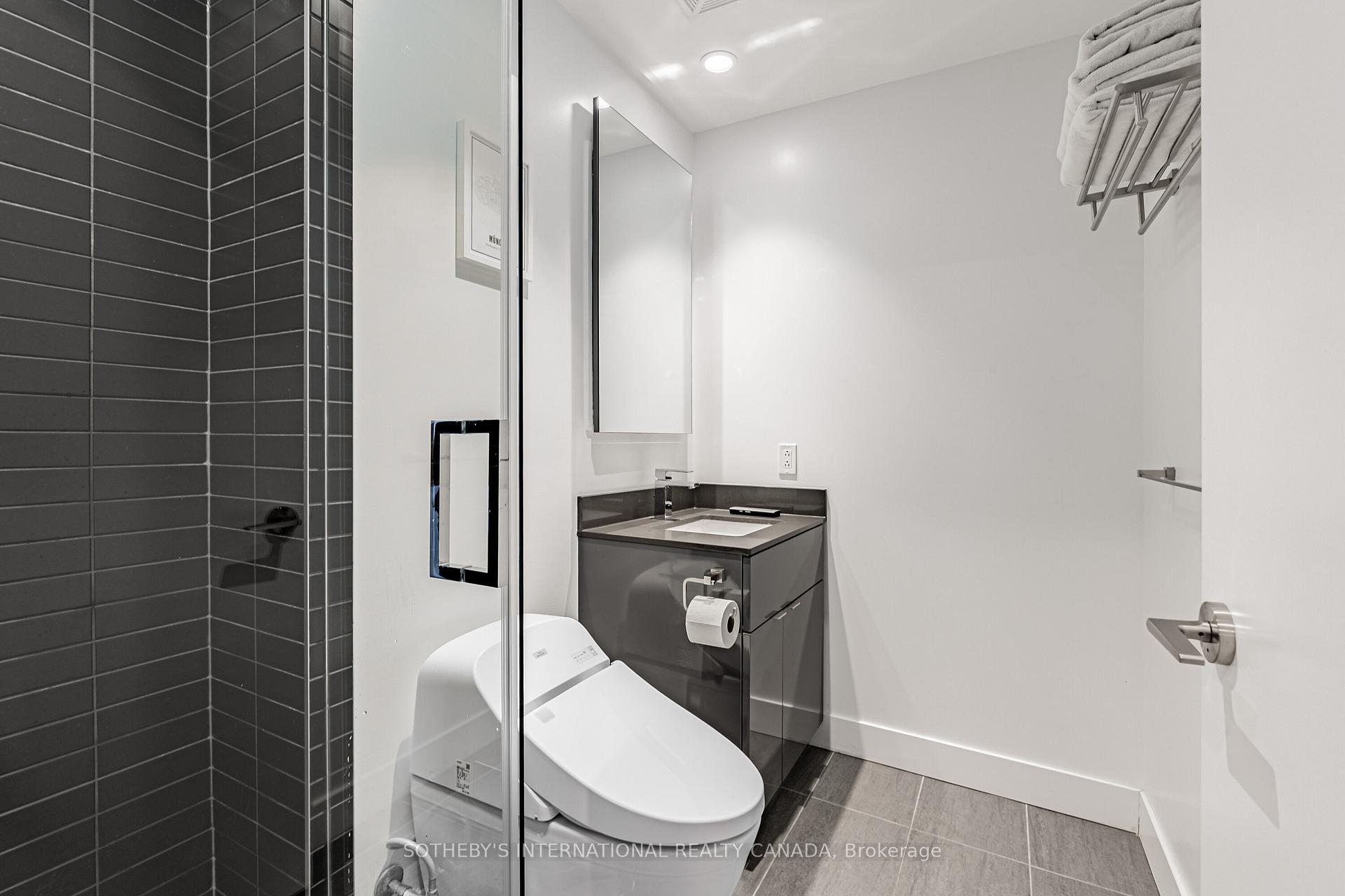 Photo 21 of Unit 4511, 7 Grenville Street, Toronto, Bay Street Corridor — HOMEH