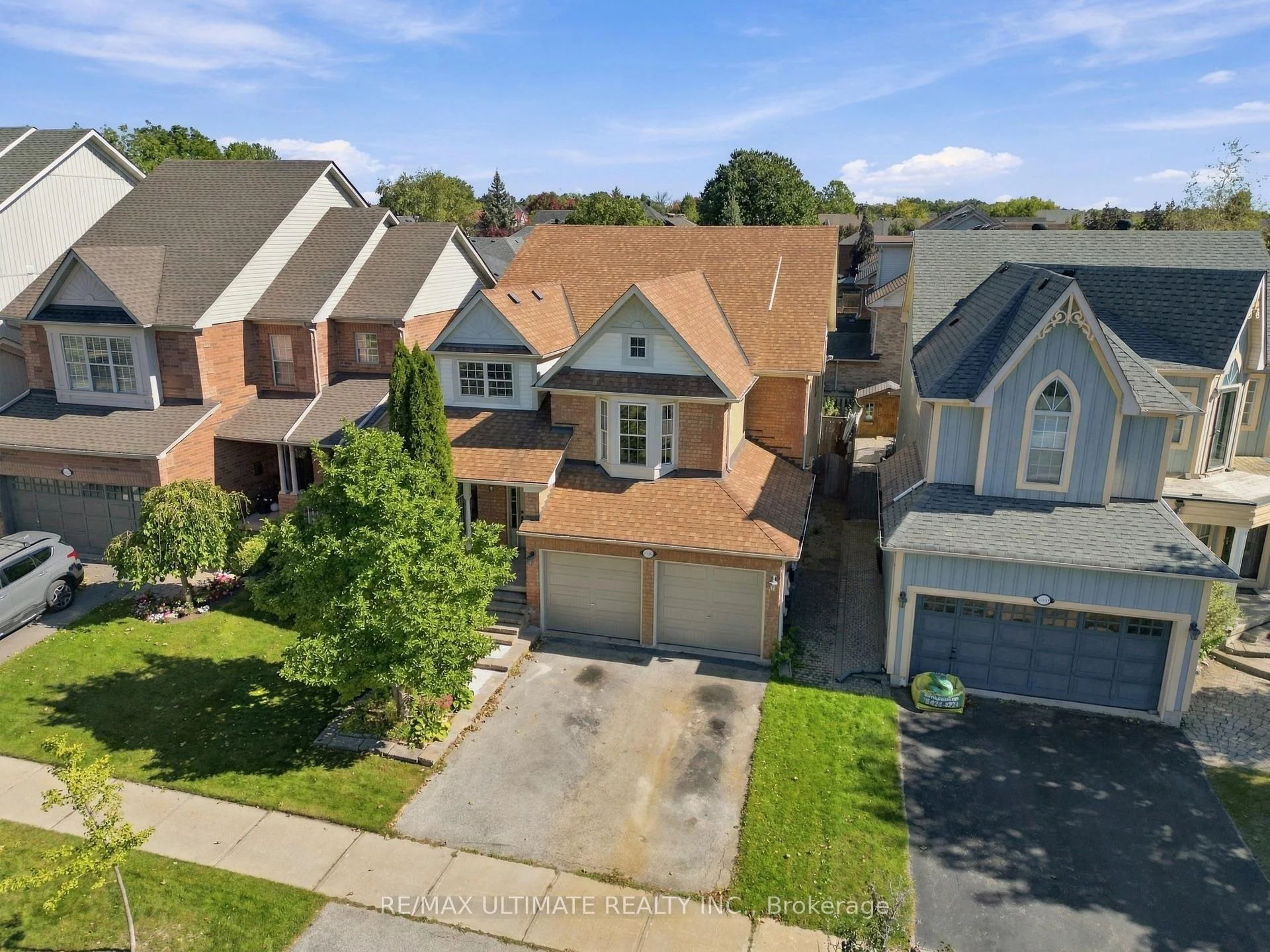 Photo 6 of 6926 Early Settler Row, Mississauga, Meadowvale Village — HOMEH